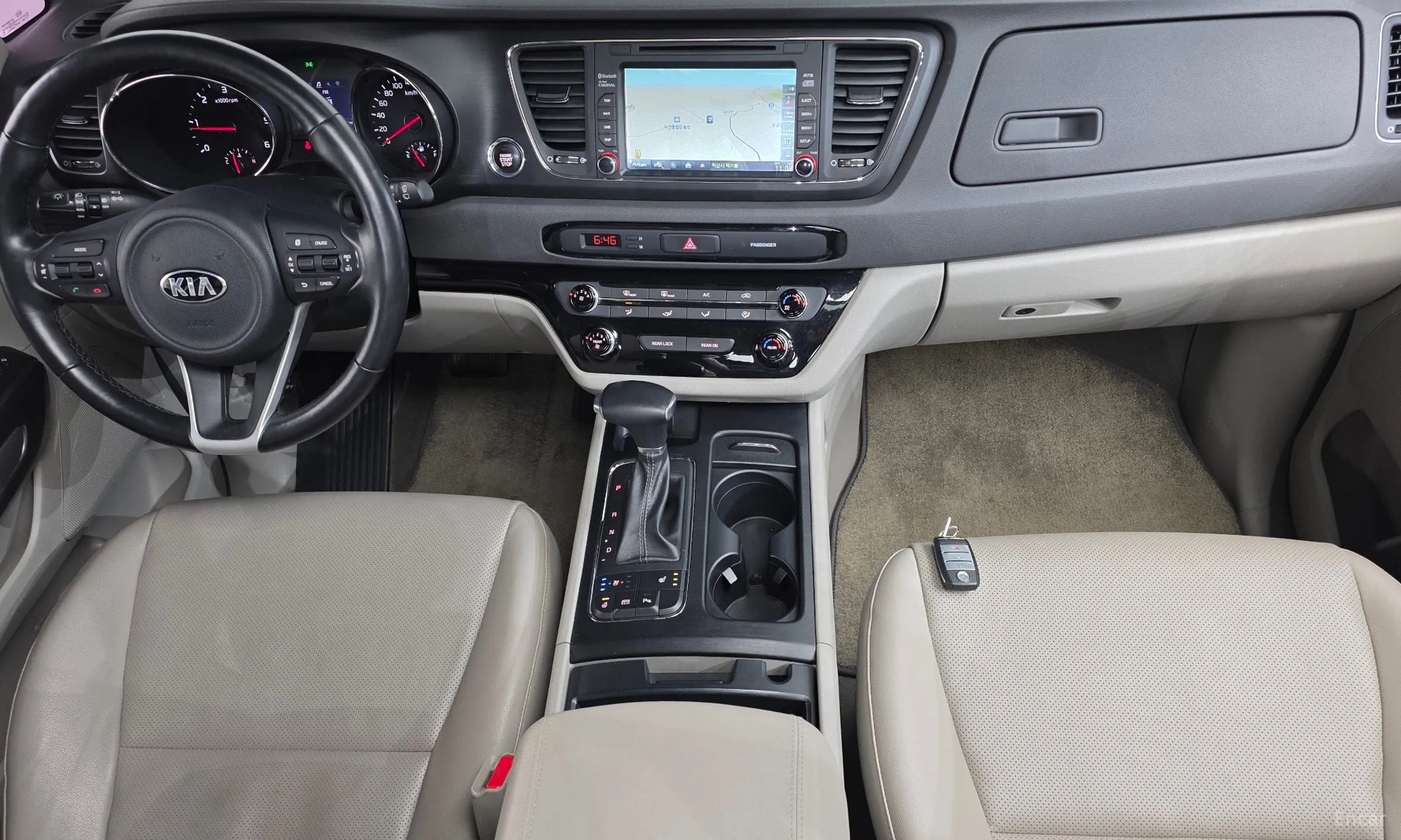 Kia Carnival превью 7