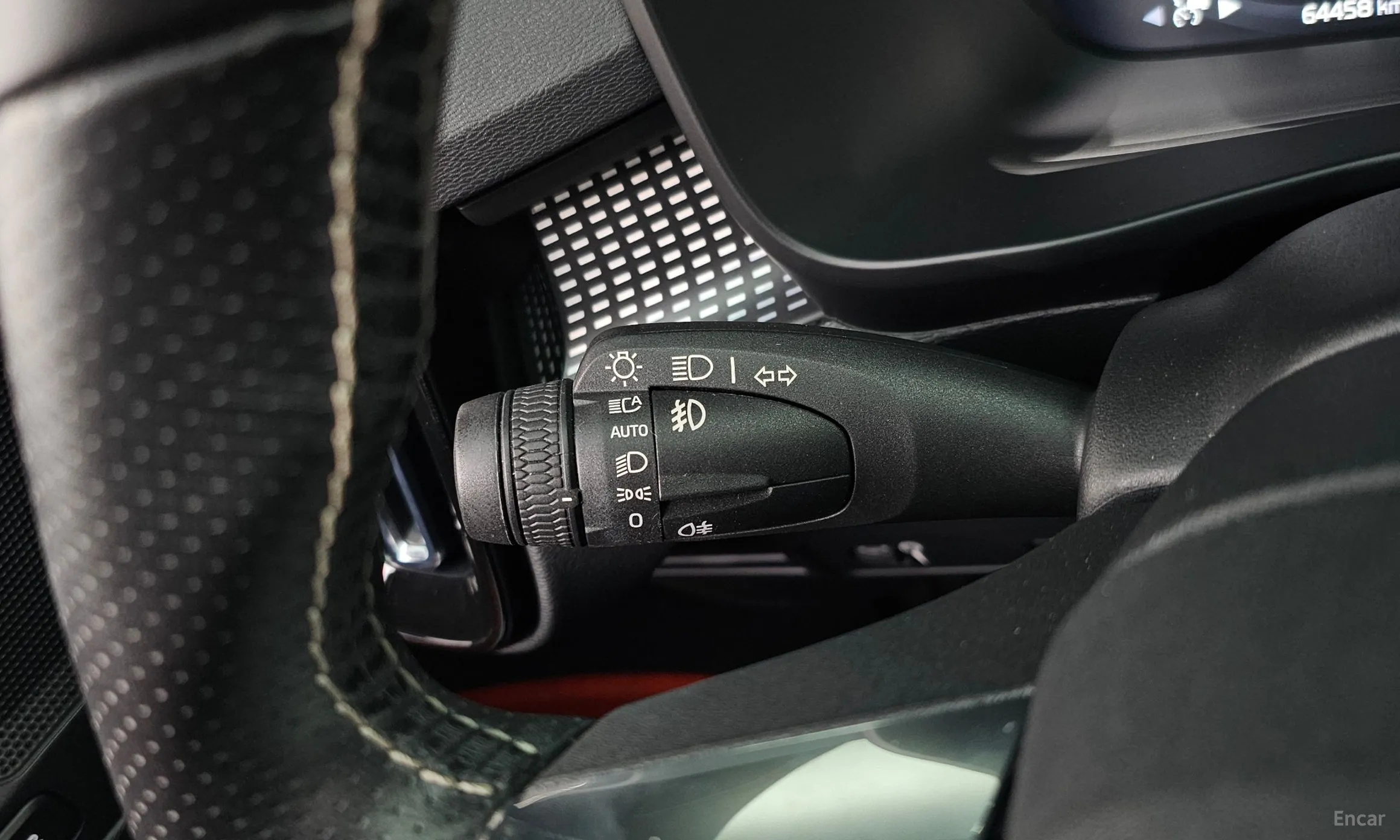 Volvo XC40 превью 18