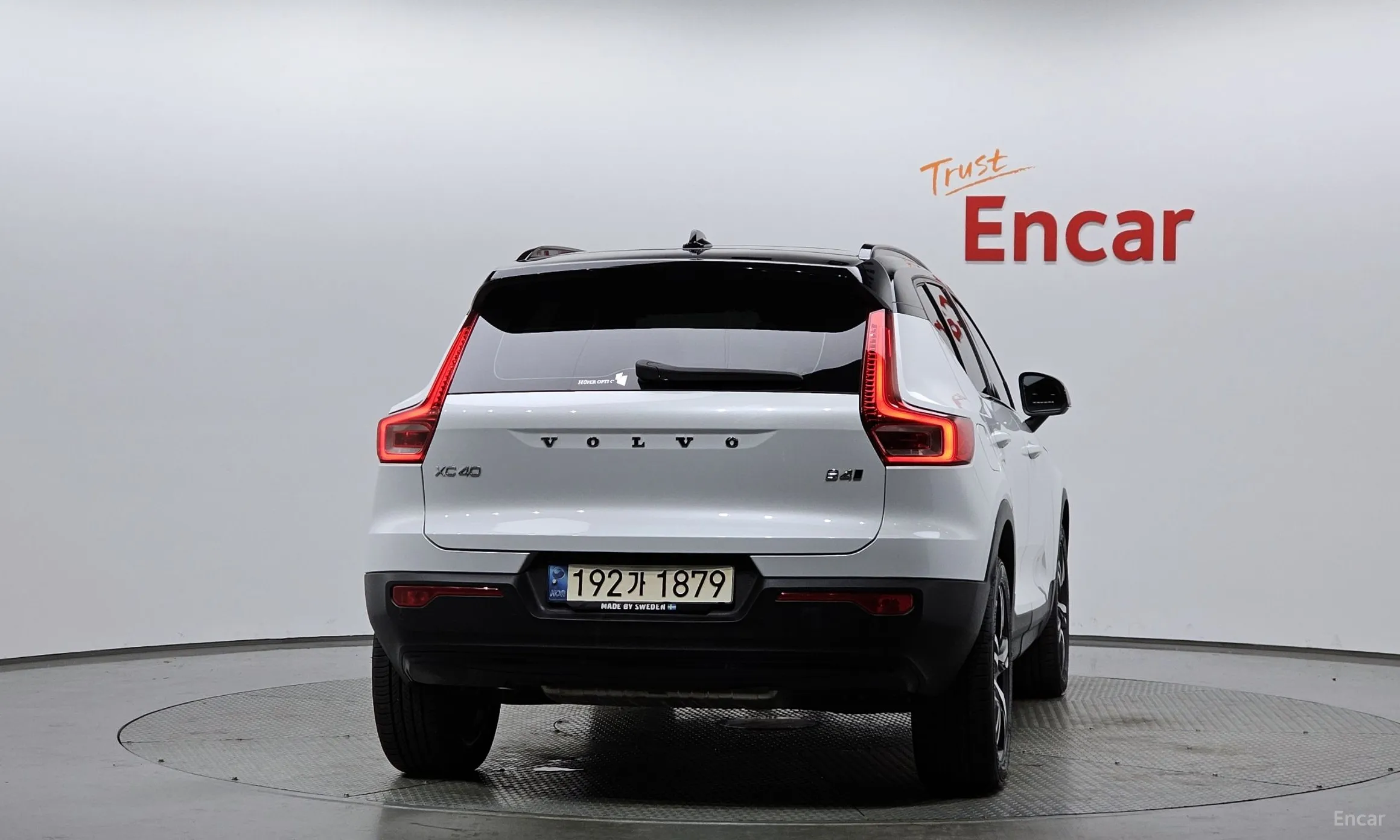 Volvo XC40 превью 4