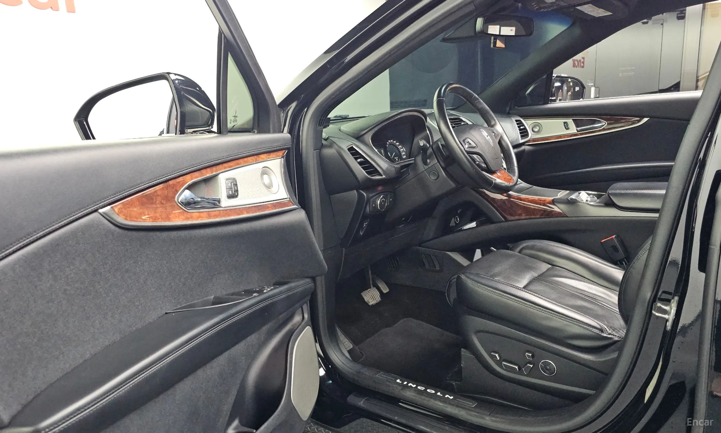 Lincoln MKX 2nd Generation превью 10