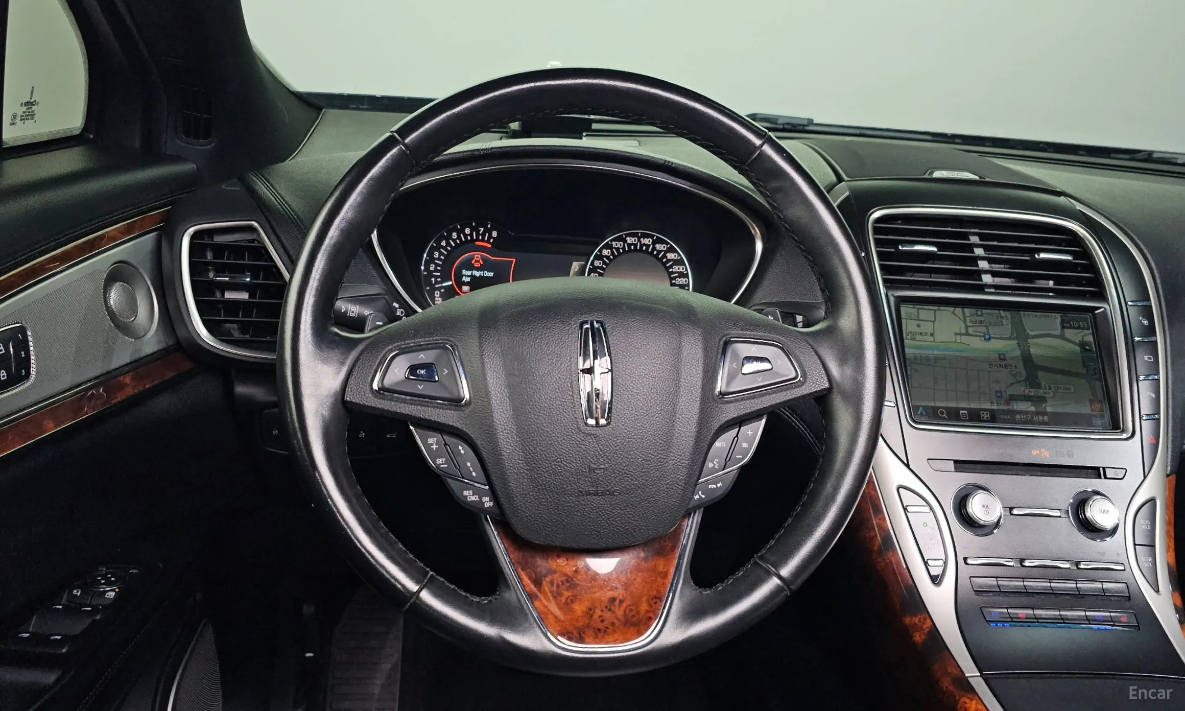 Lincoln MKX 2nd Generation превью 13