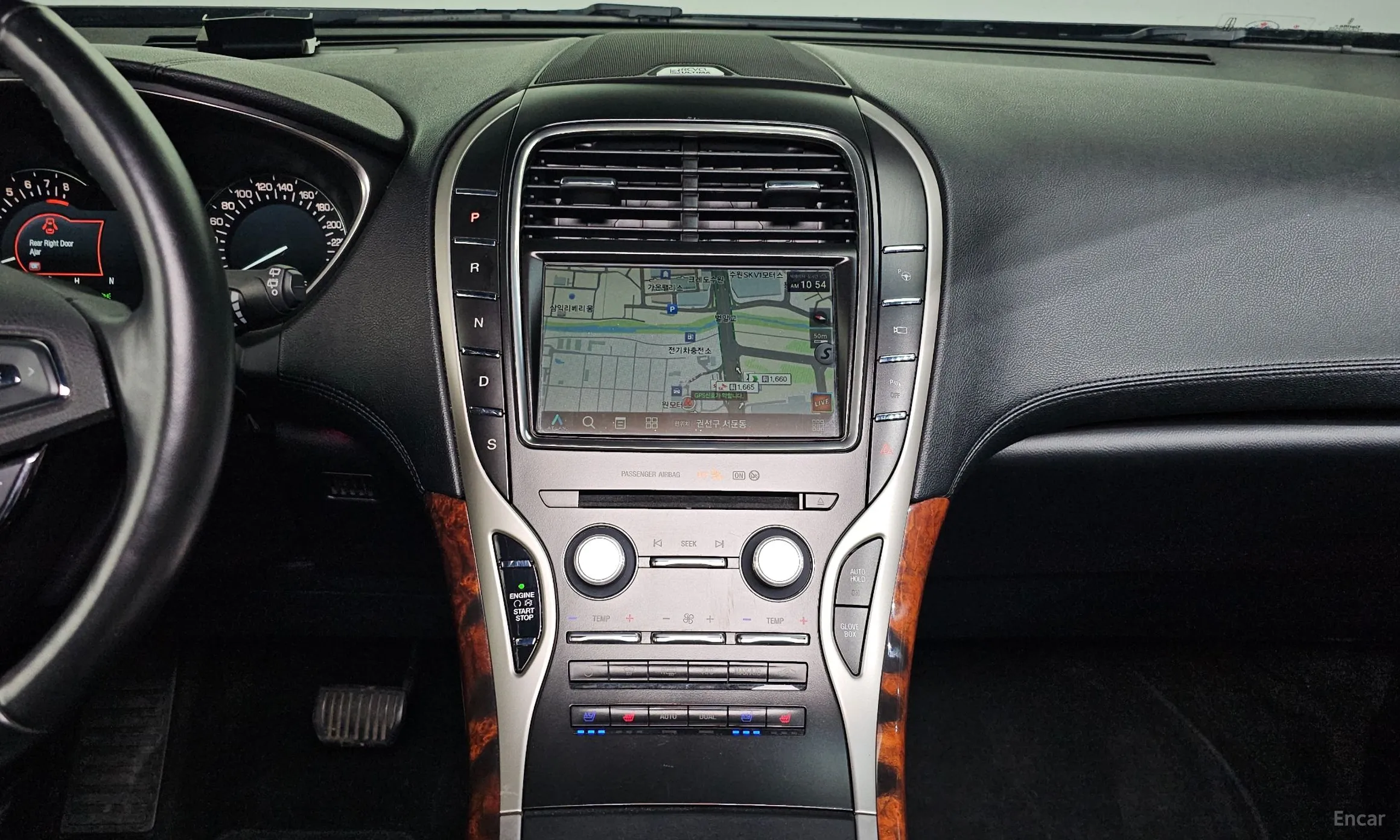 Lincoln MKX 2nd Generation превью 14