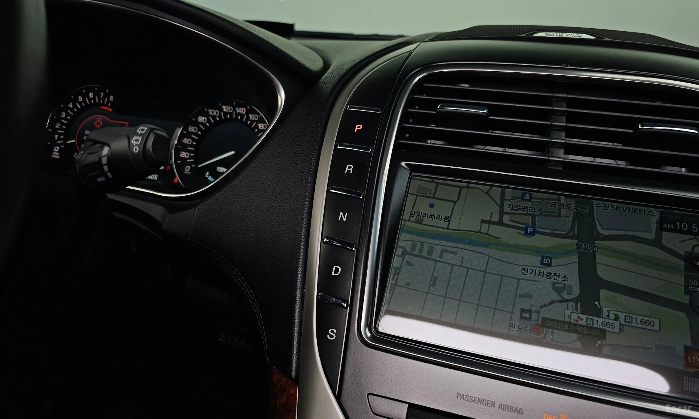 Lincoln MKX 2nd Generation превью 9