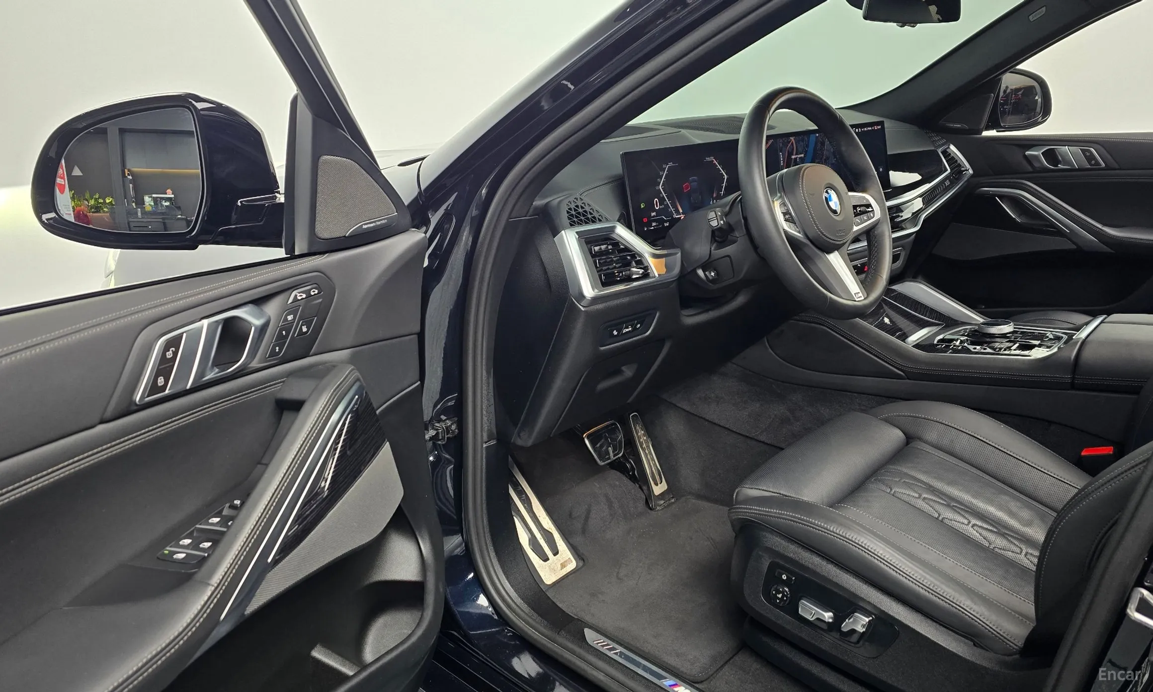 BMW X6 (G06) превью 11