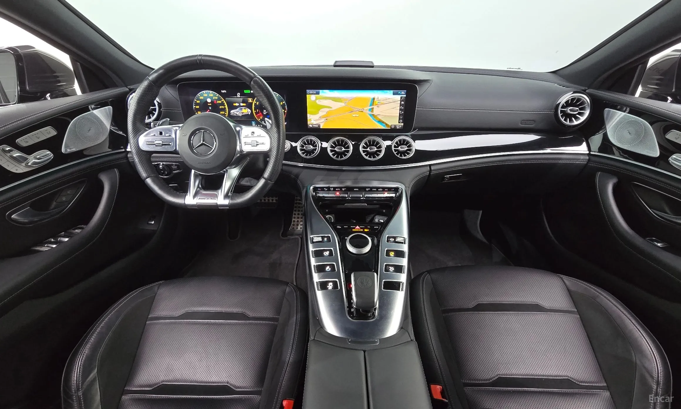 Mercedes Benz AMG GT превью 7
