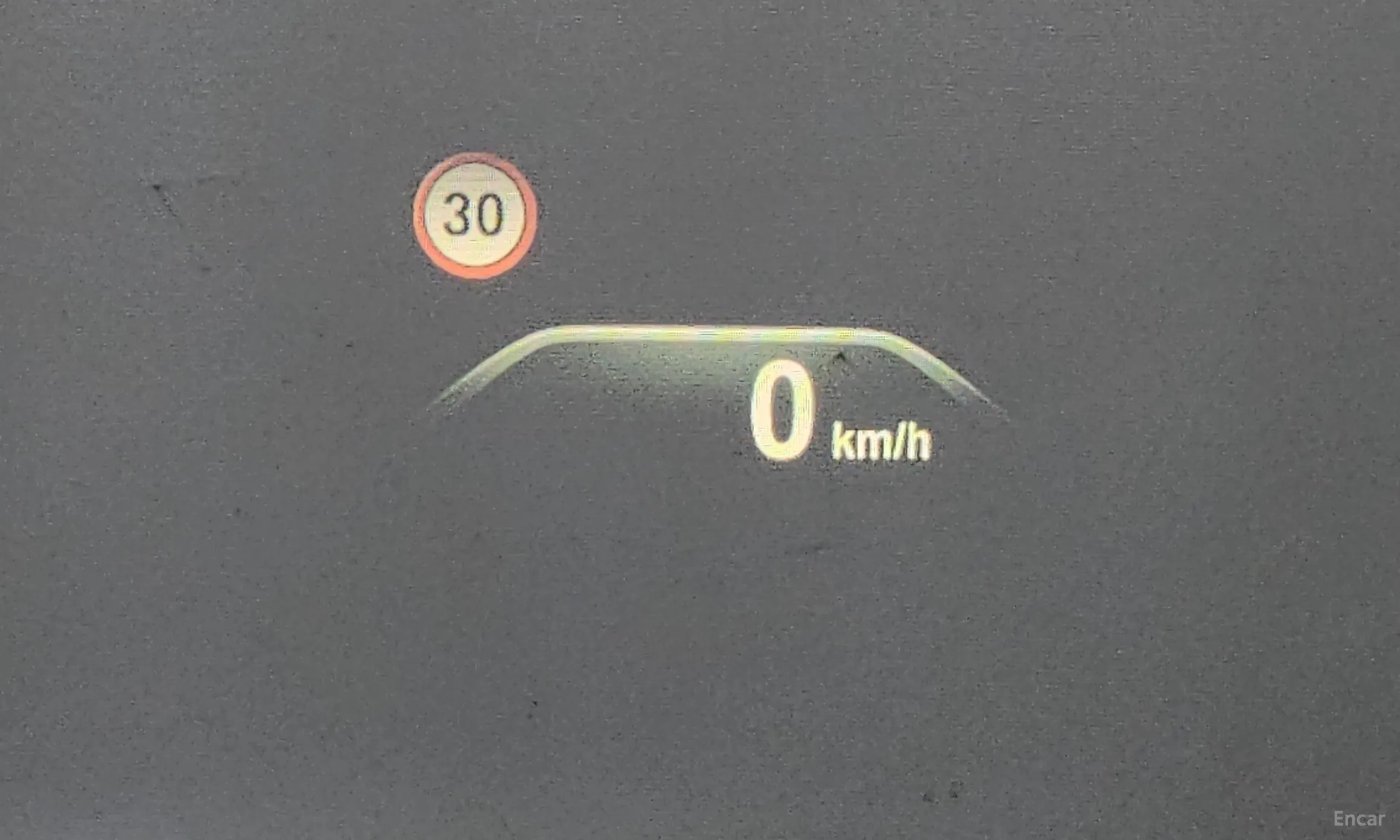 BMW 5 Series (G30) превью 17