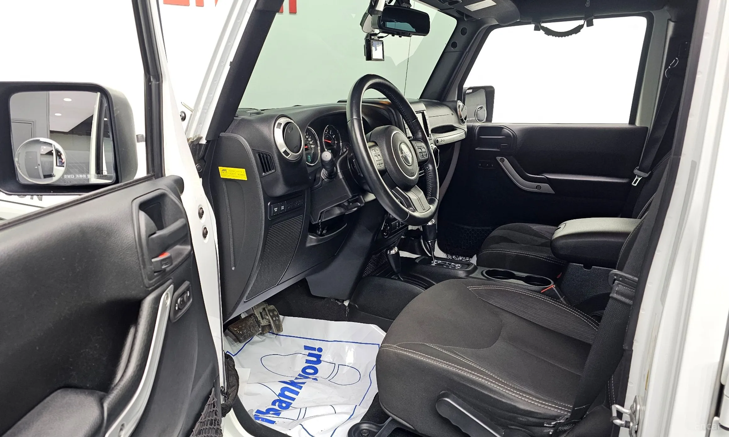 Jeep Wrangler (JK) превью 10