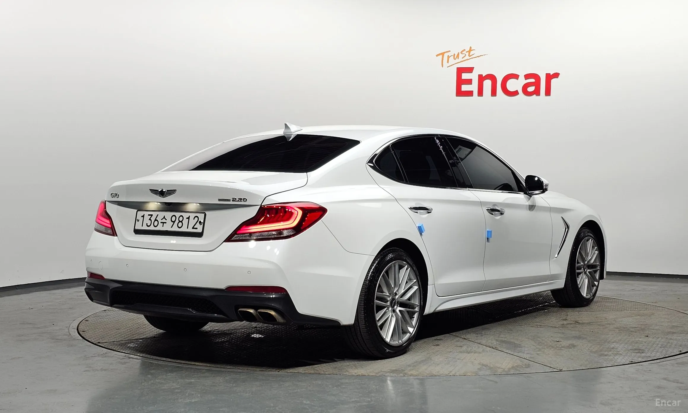 Genesis G70 превью 2