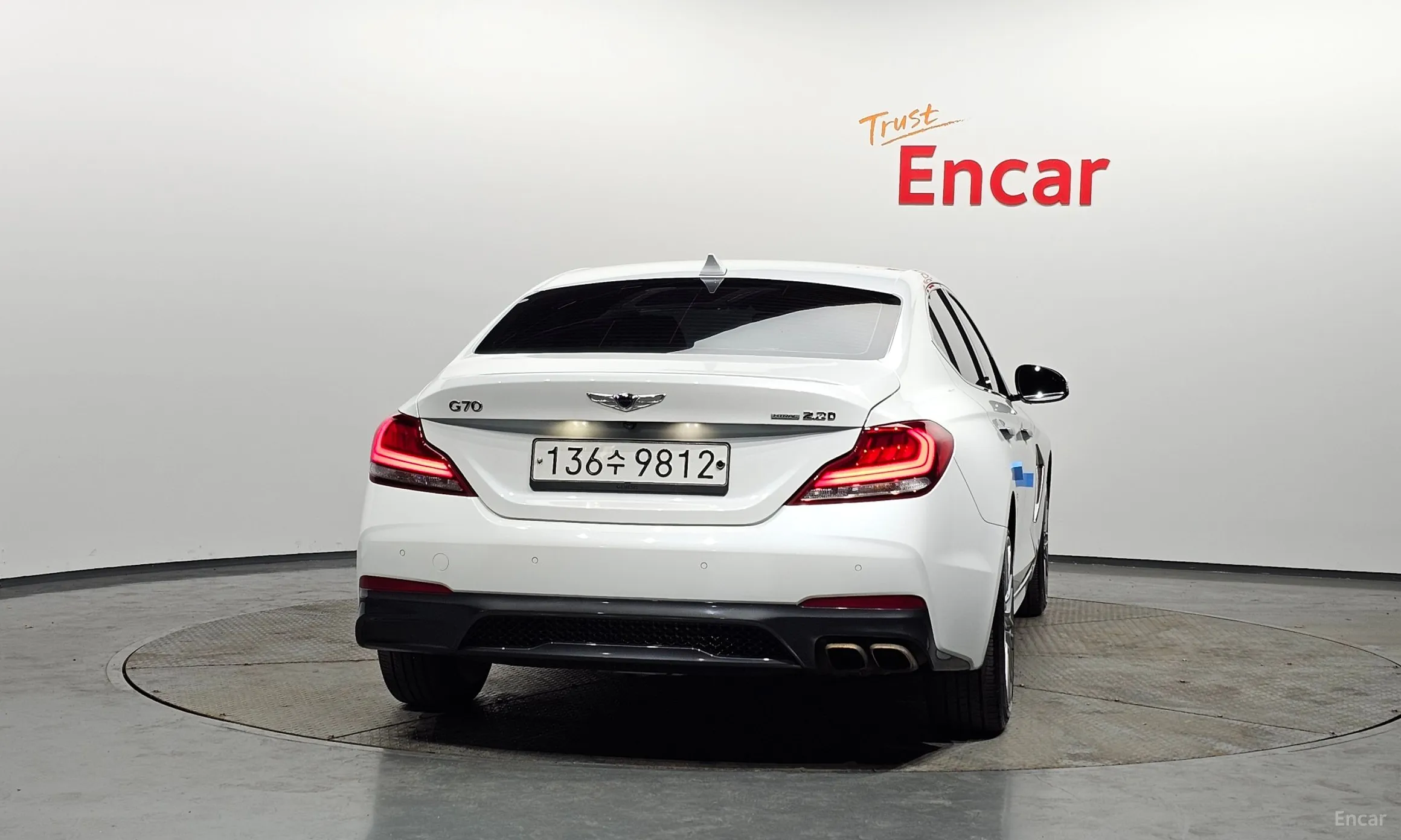 Genesis G70 превью 4