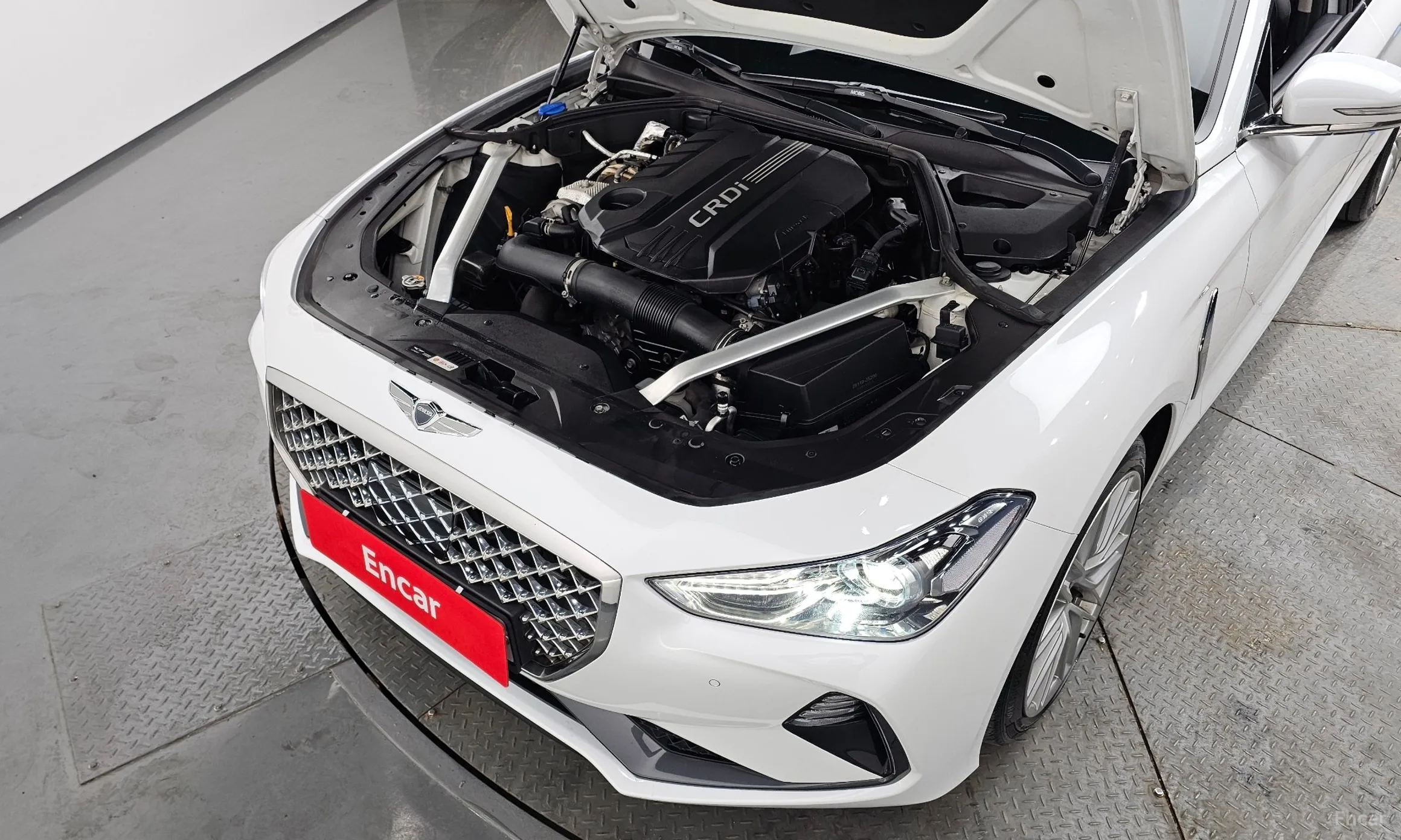 Genesis G70 превью 6