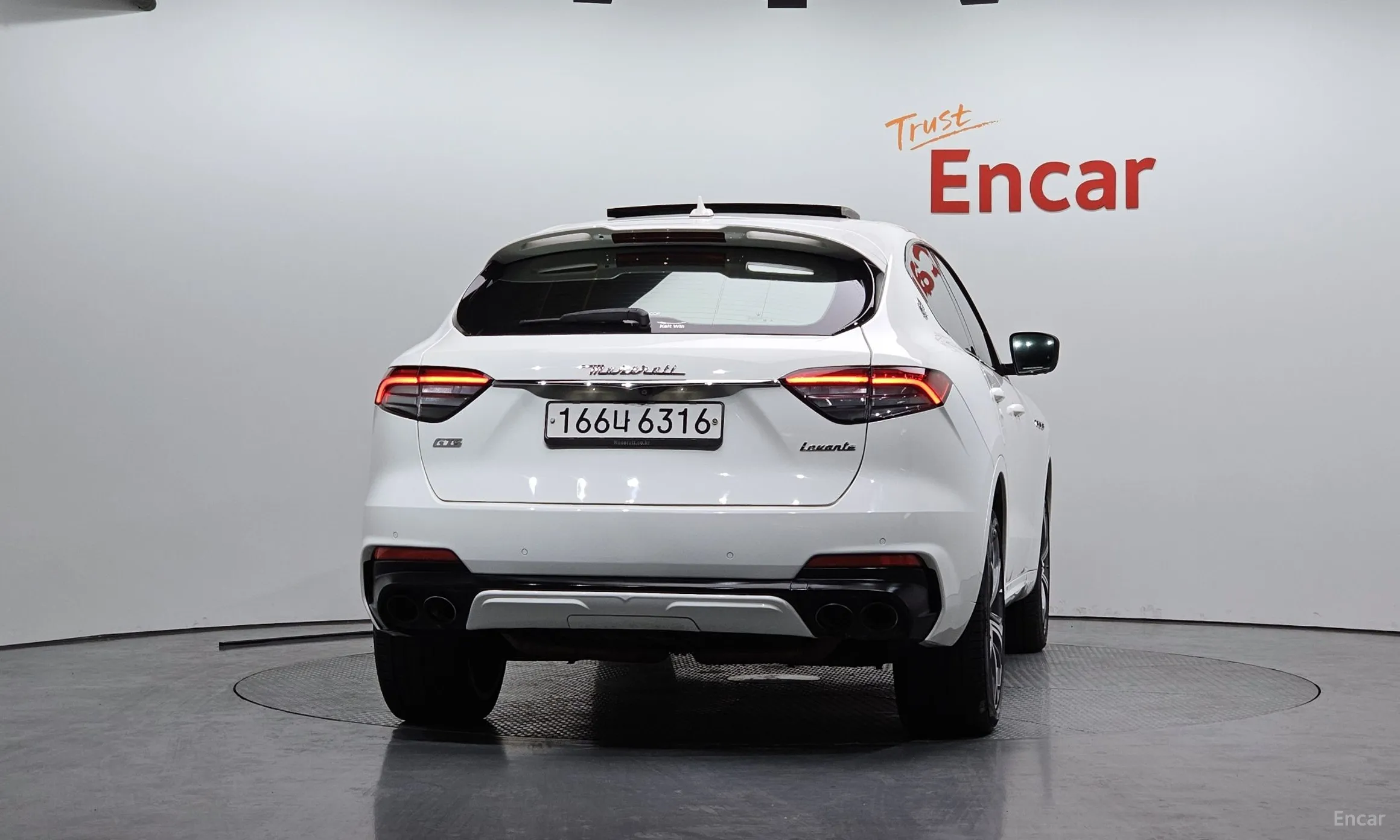 Maserati Levante превью 4