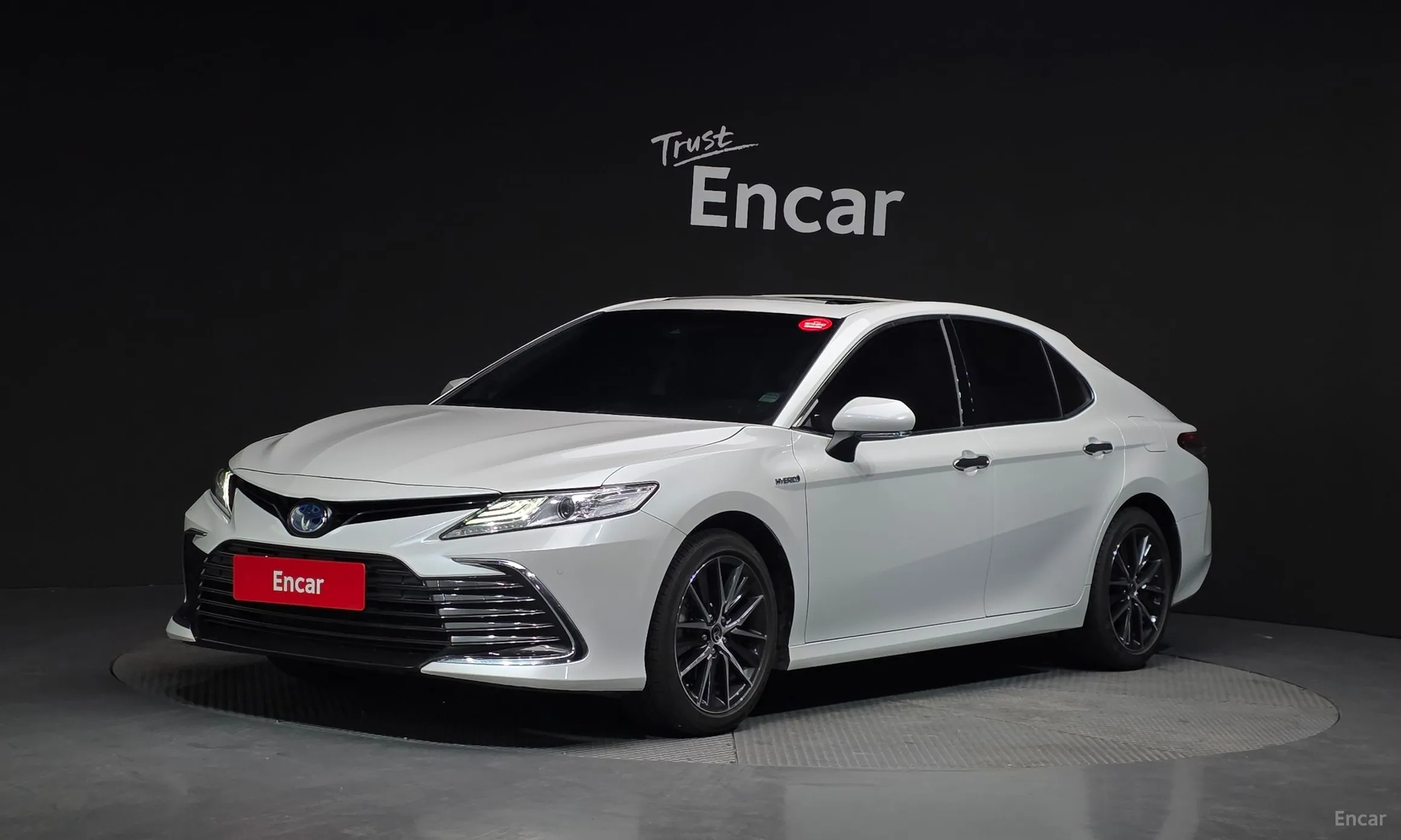 Camry (XV70)