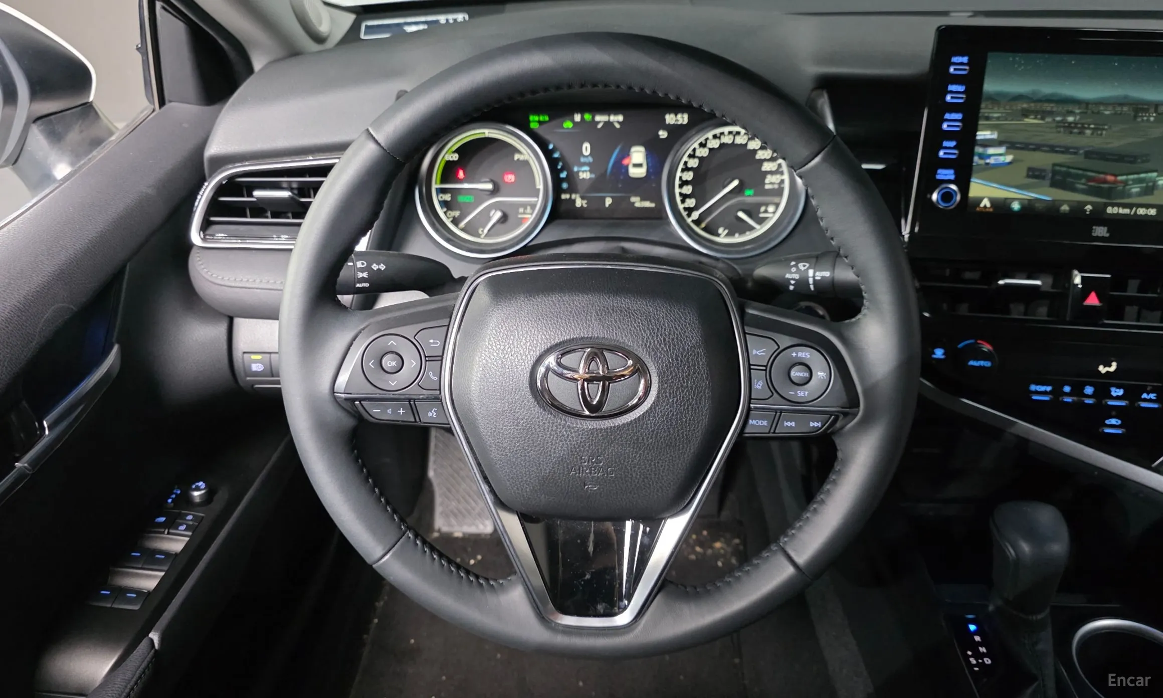 Toyota Camry (XV70) превью 14
