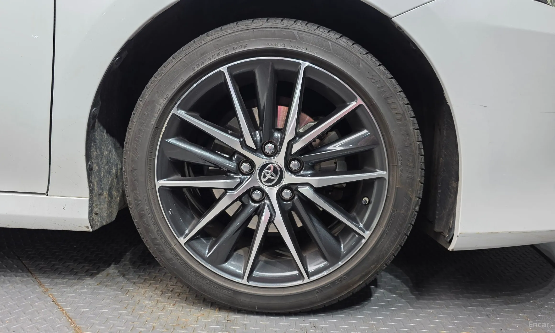 Toyota Camry (XV70) превью 5