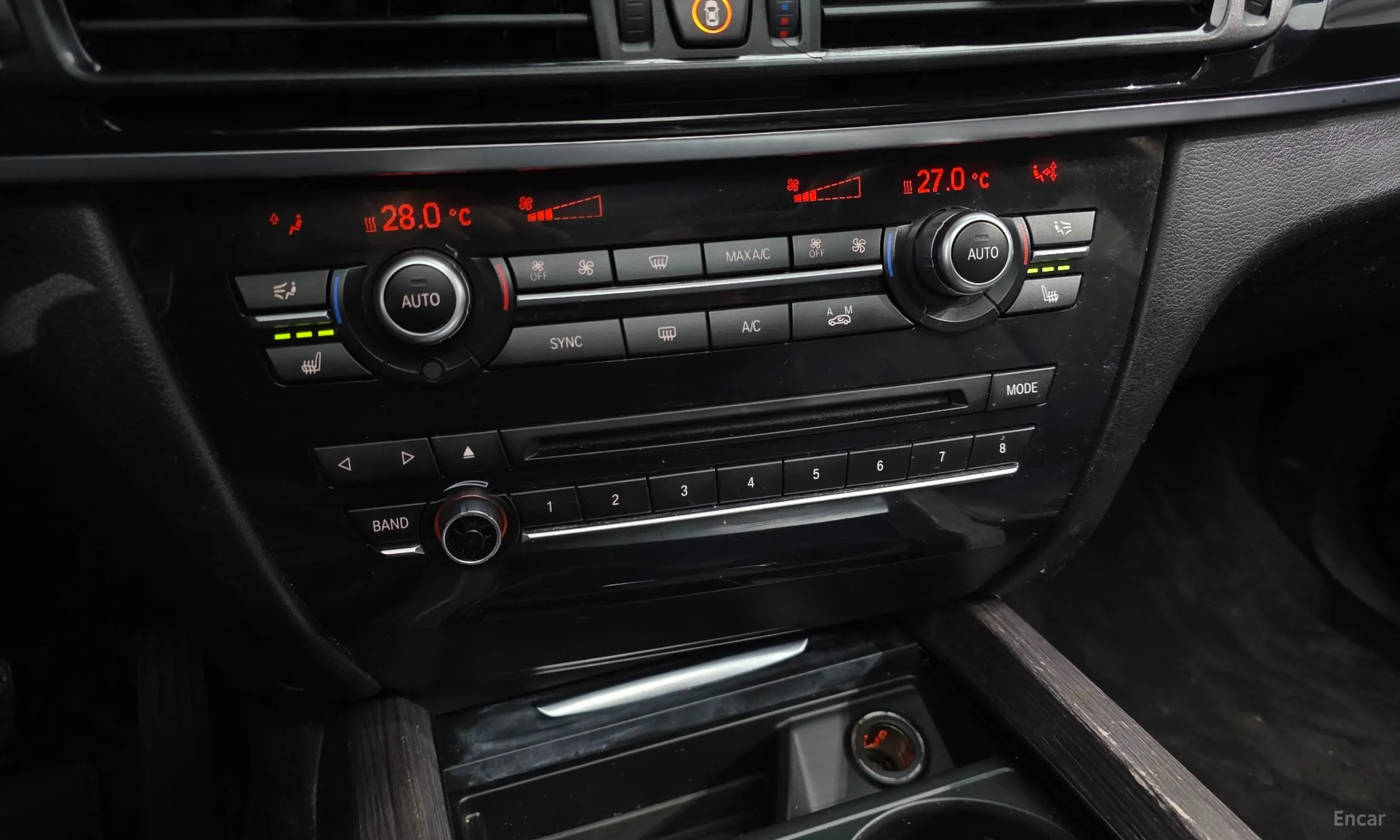BMW X5 (F15) превью 16