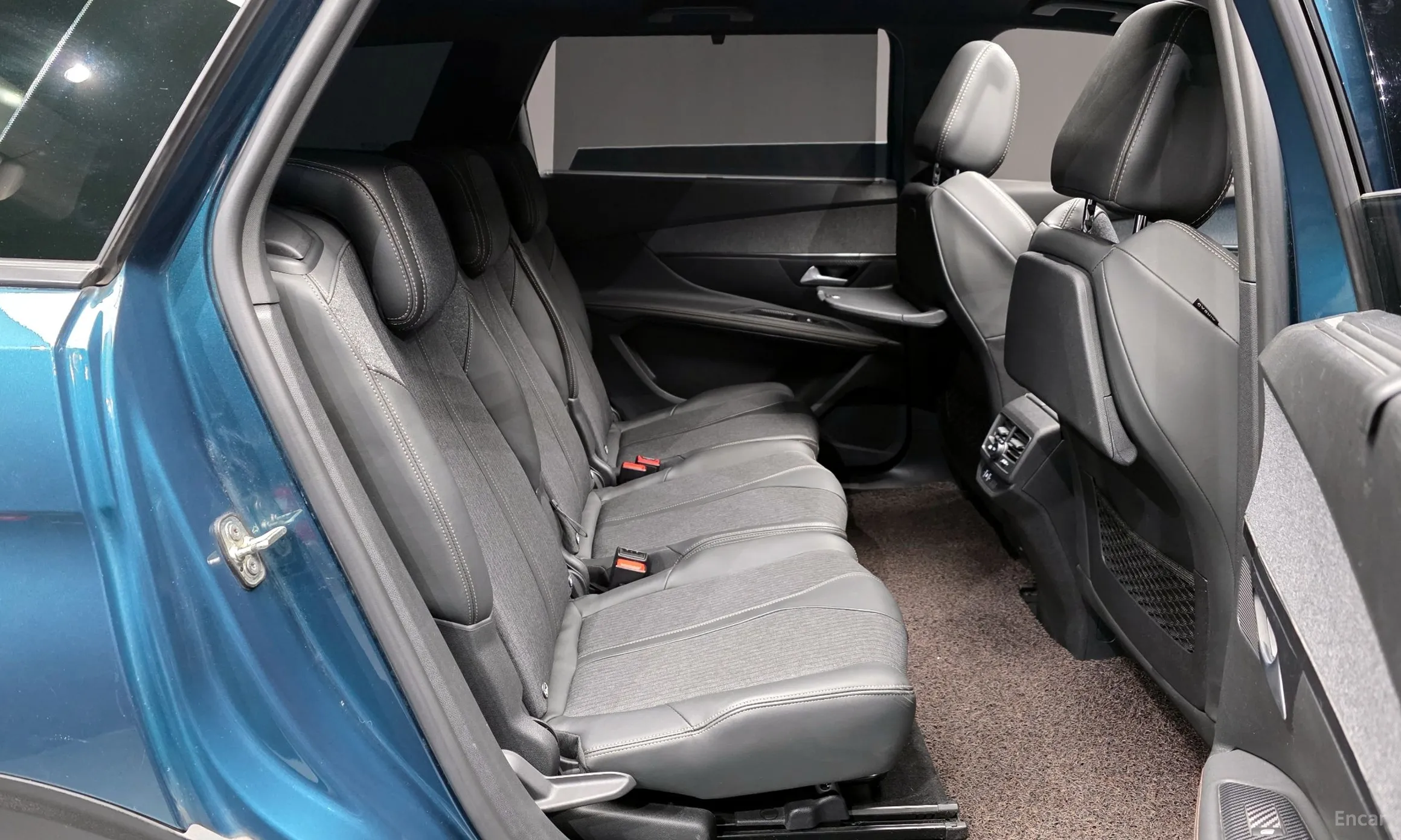 Peugeot 5008 2nd generation превью 12