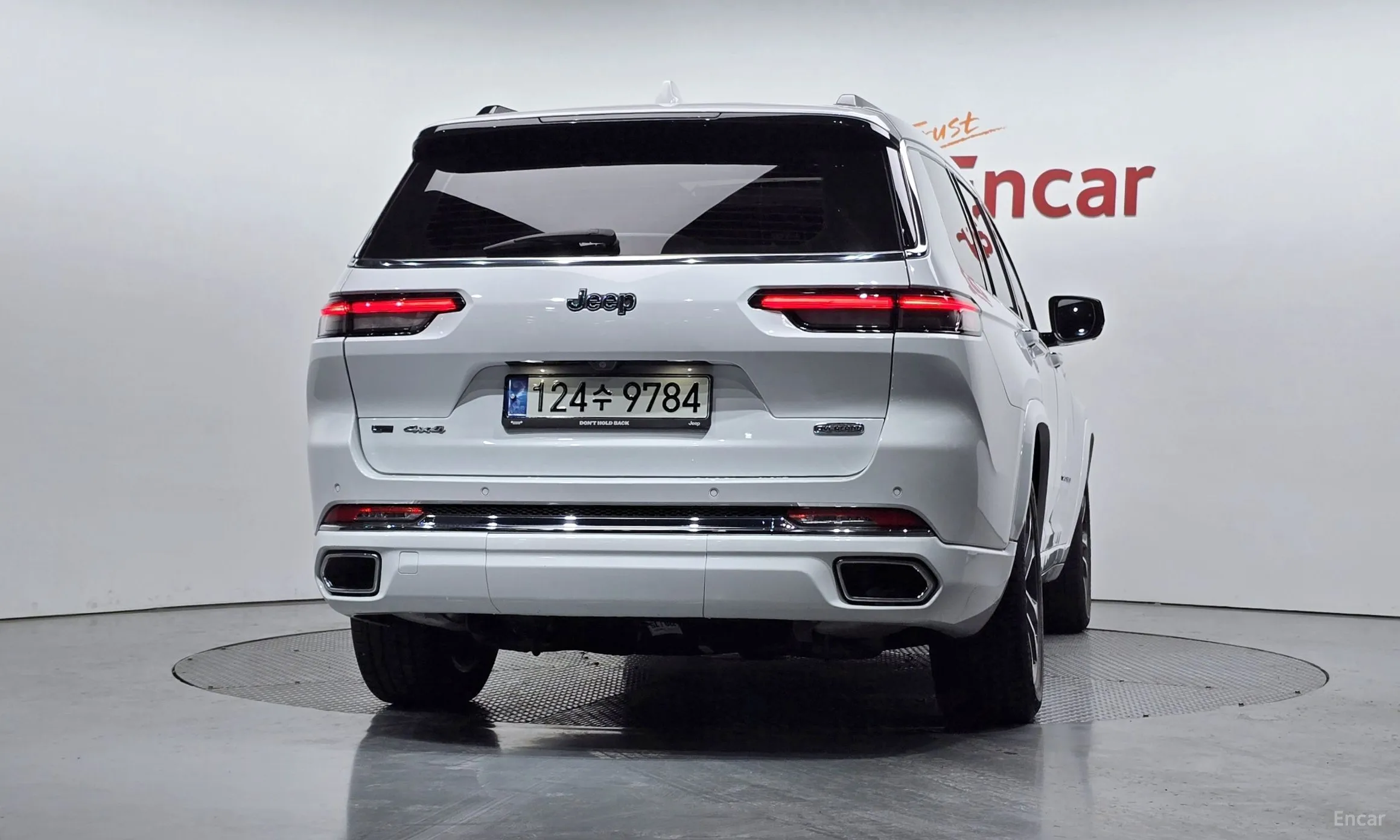 Jeep Grand Cherokee (WL) превью 4