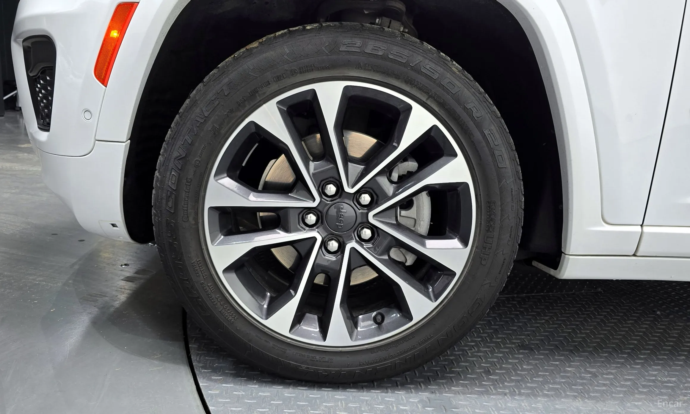 Jeep Grand Cherokee (WL) превью 5