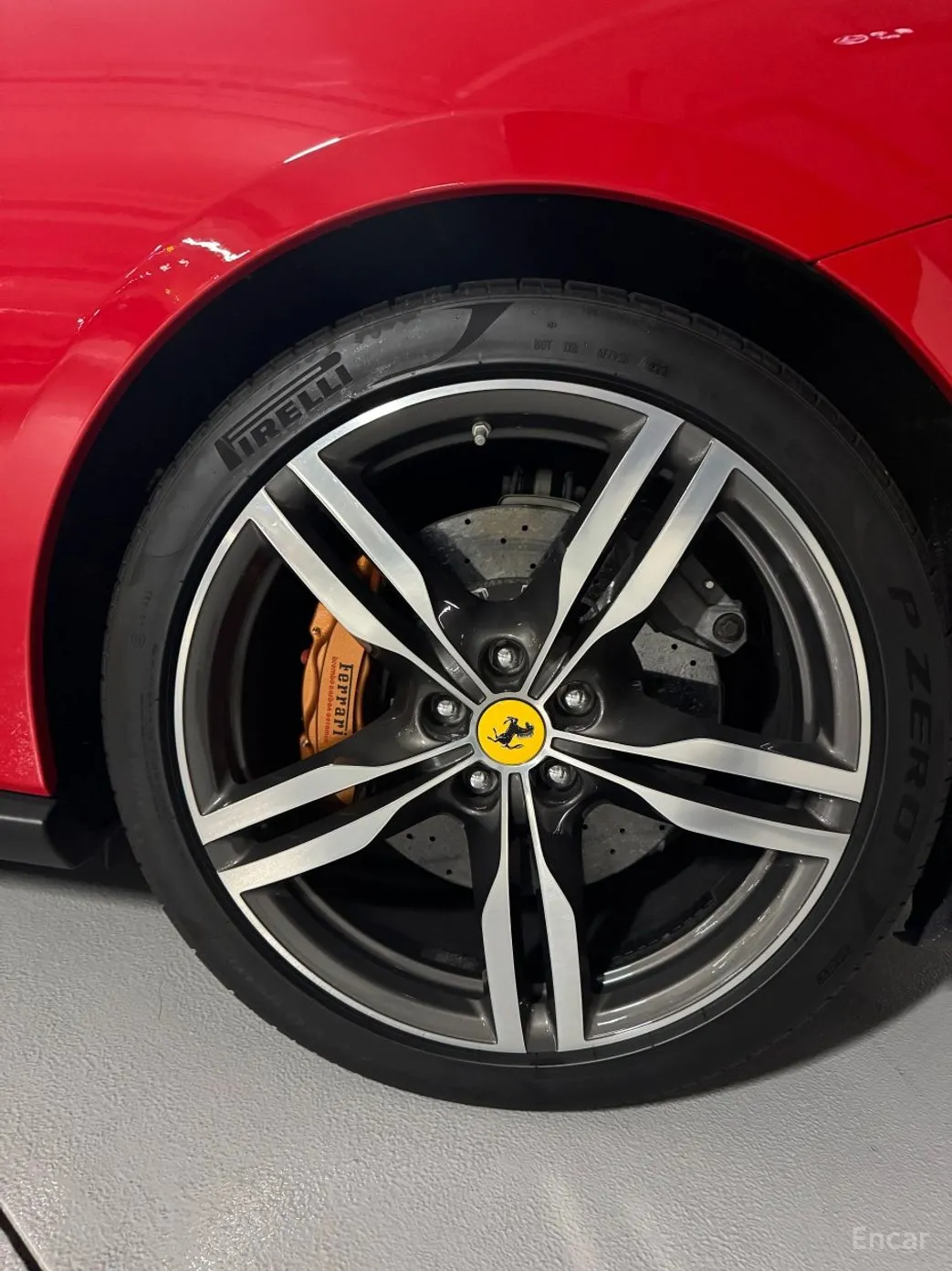 Ferrari Portofino превью 5