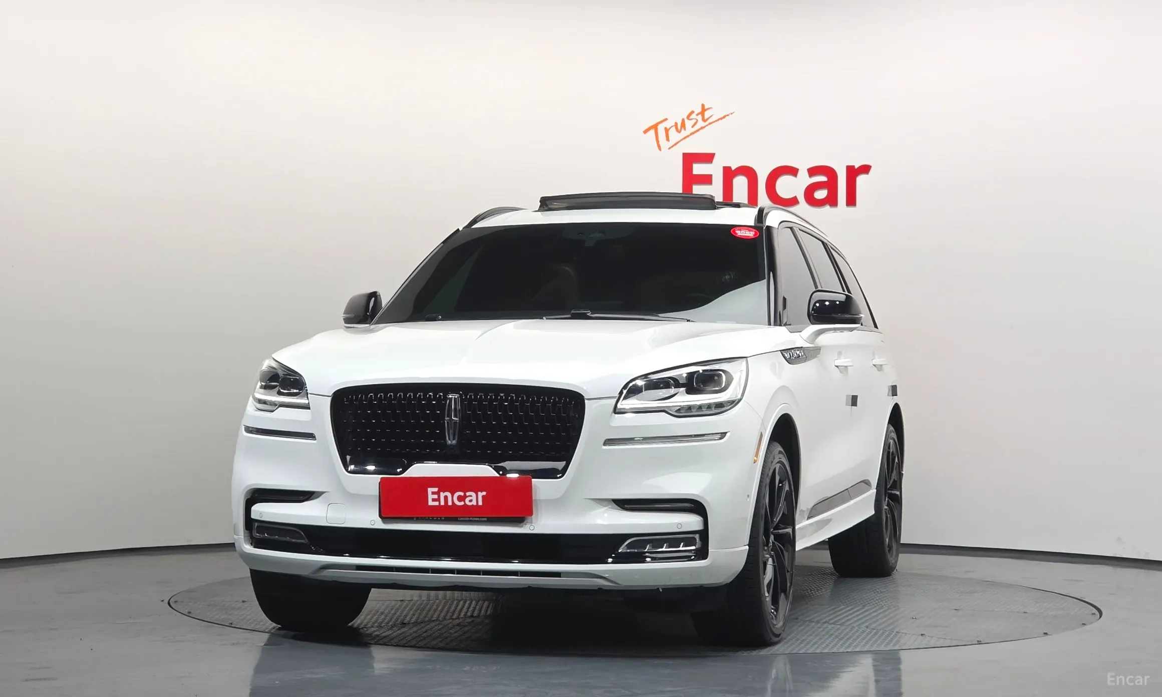 Lincoln Aviator 2nd Generation превью 3