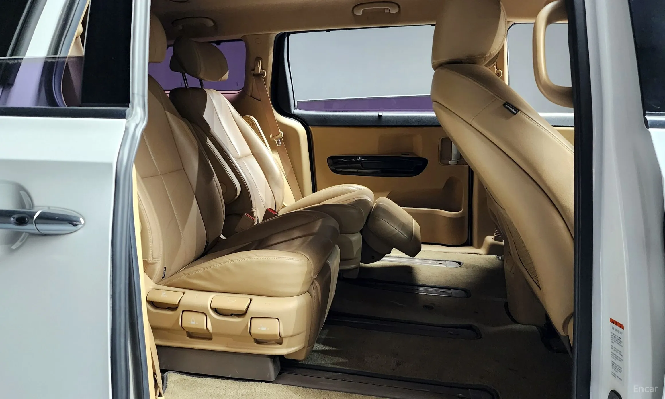 Kia Carnival превью 12