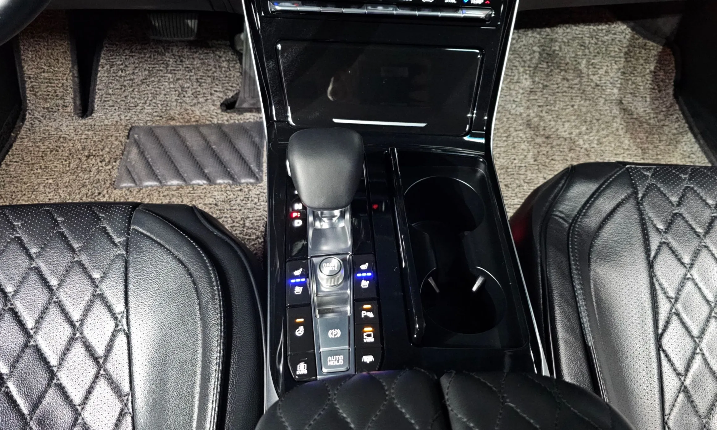 Kia K7 Premier Hybrid превью 9