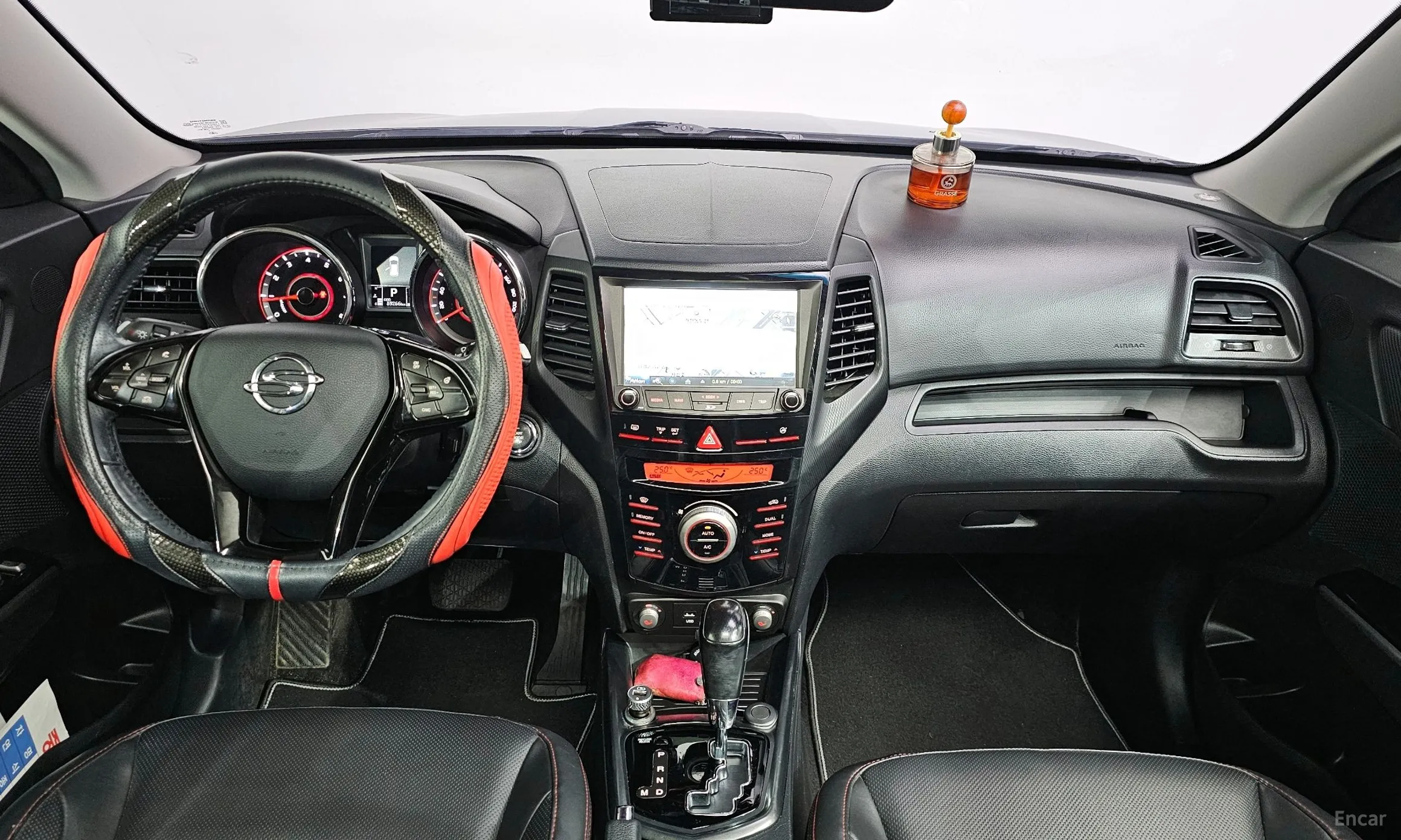 KG Mobility (SsangYong) Tivoli Air превью 7