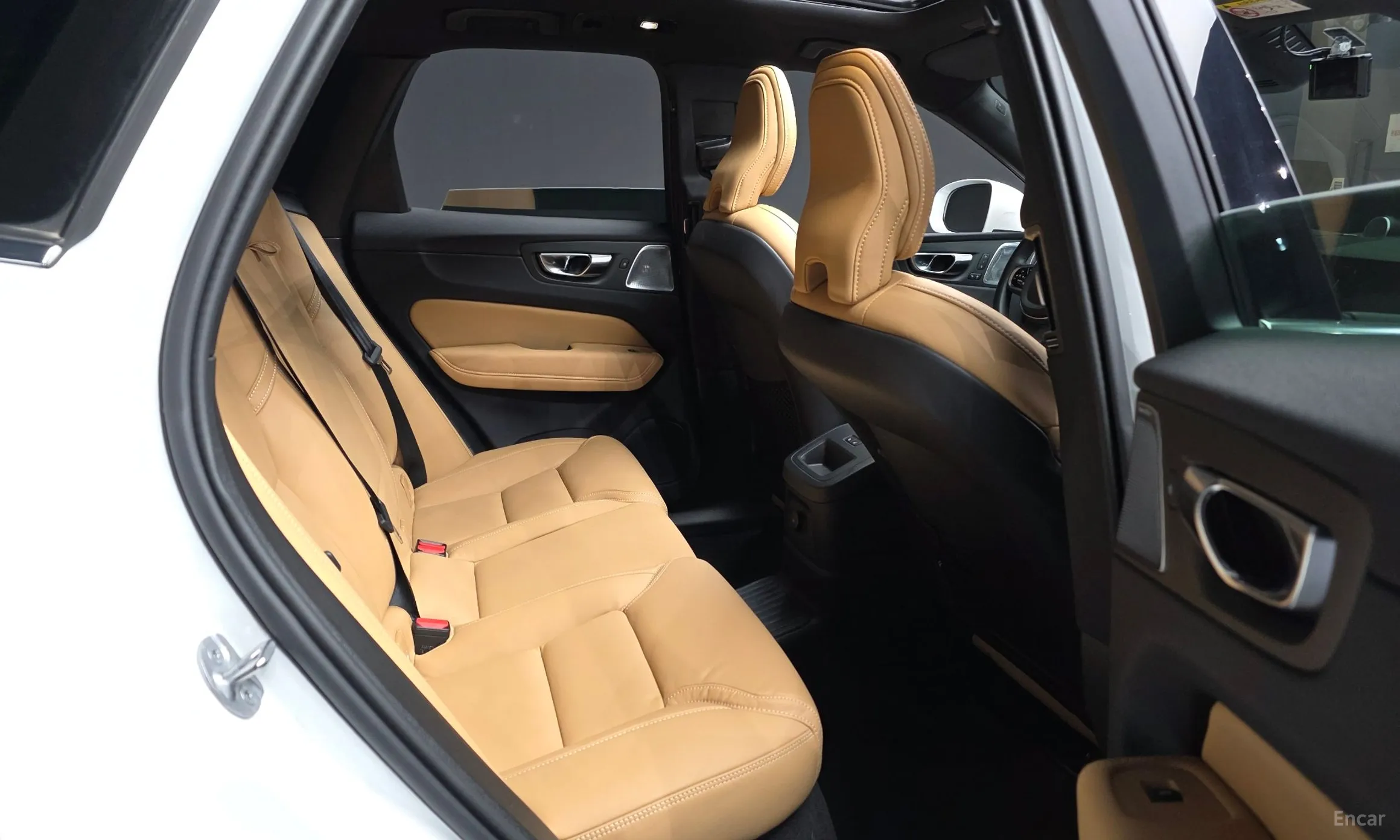 Volvo XC60 Gen 2 превью 12