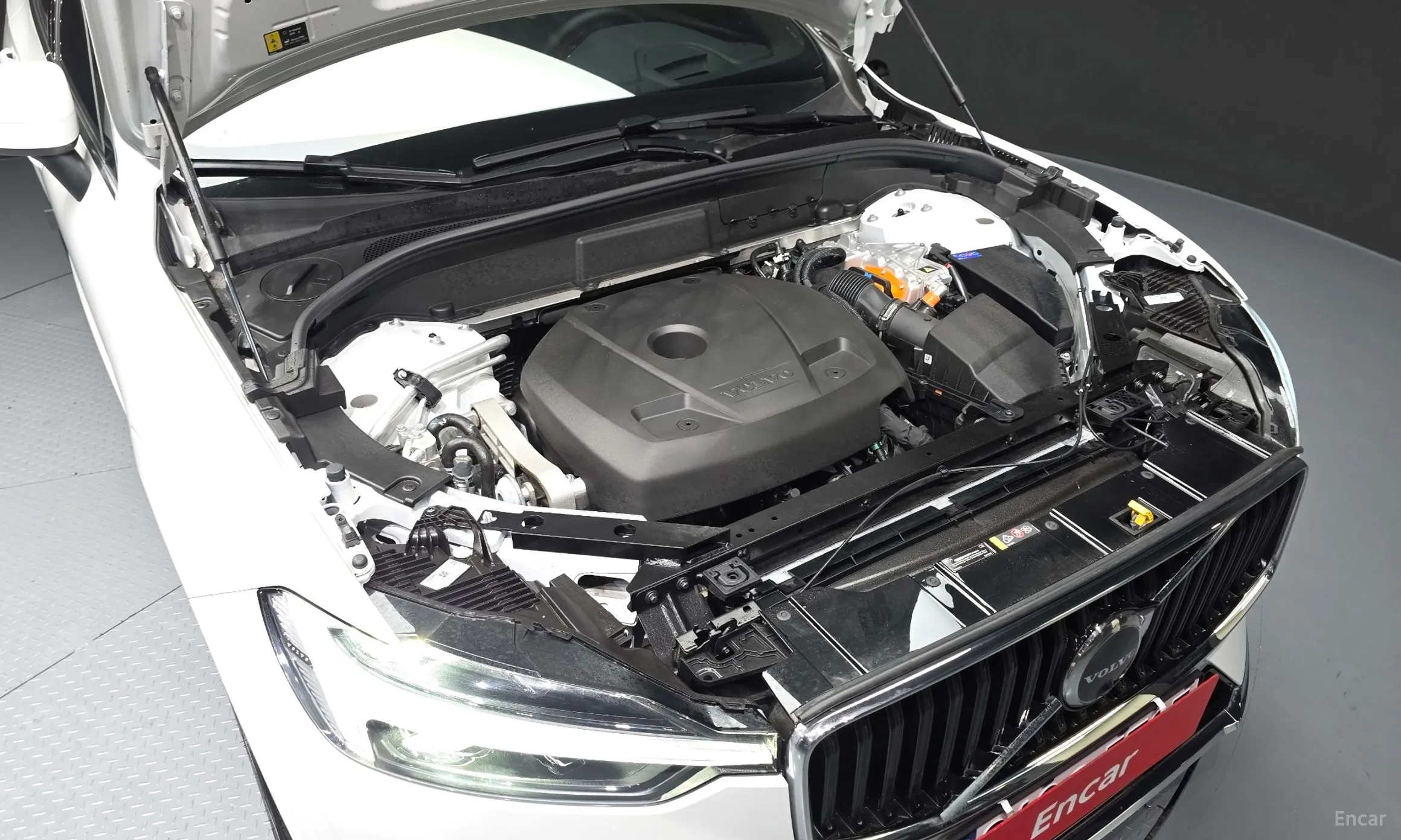 Volvo XC60 Gen 2 превью 6