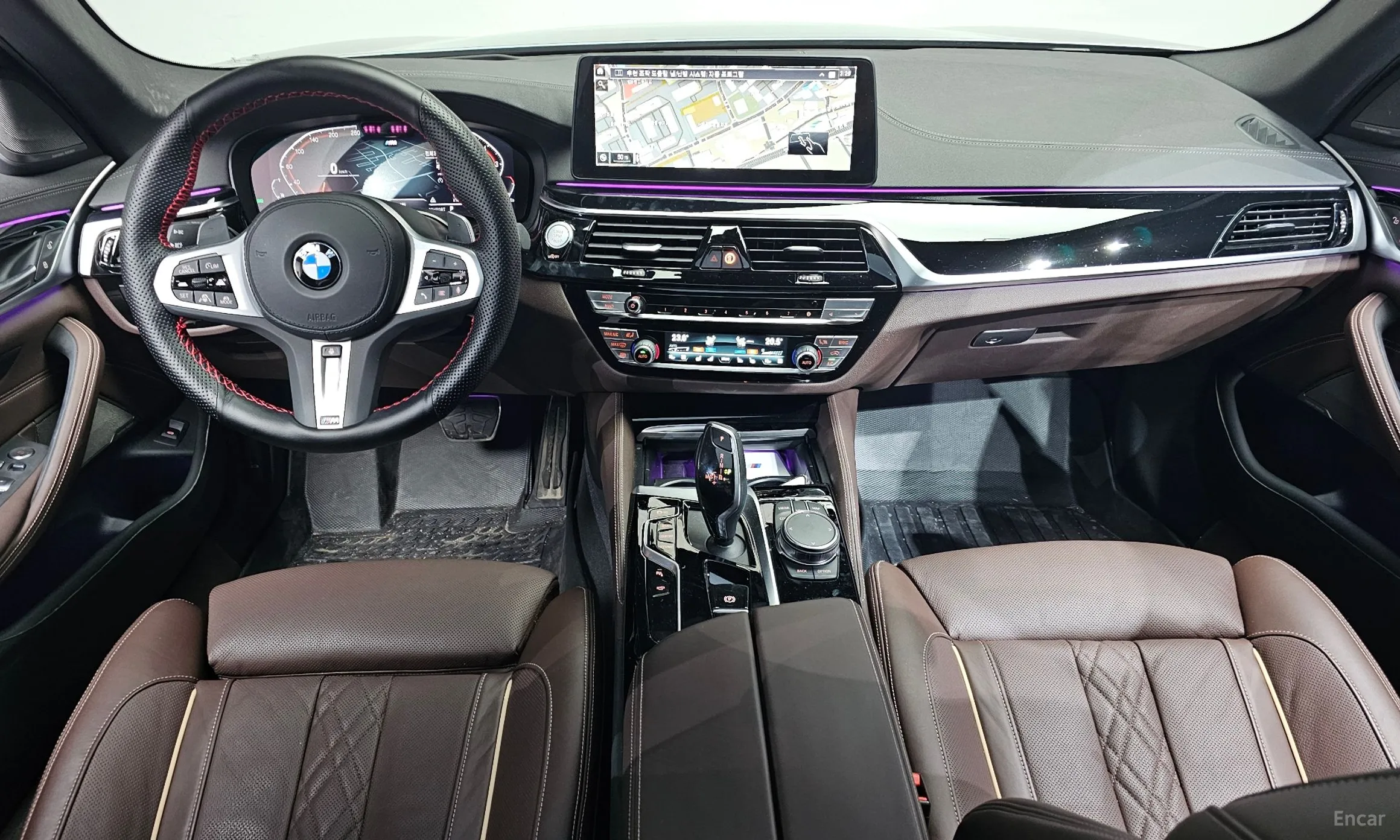 BMW 5 Series (G30) превью 7