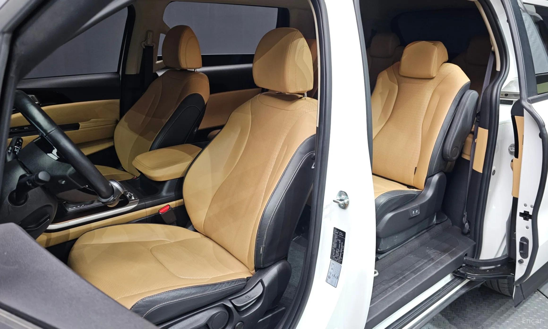 Kia Carnival Gen 4 превью 12