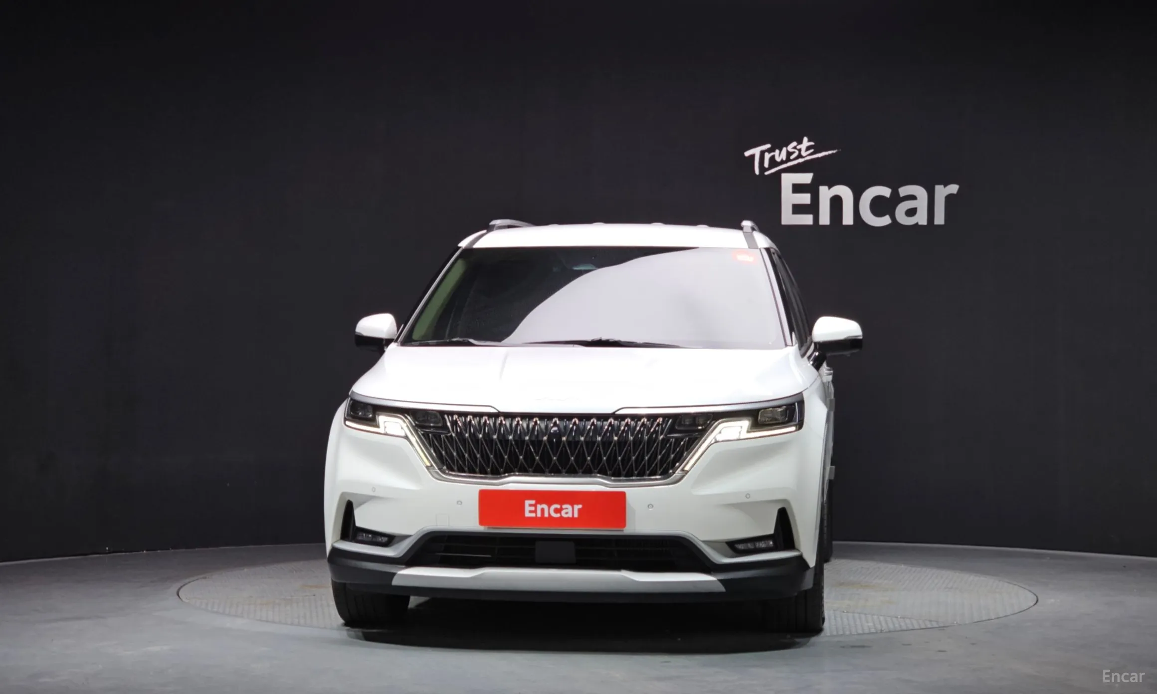 Kia Carnival Gen 4 превью 3