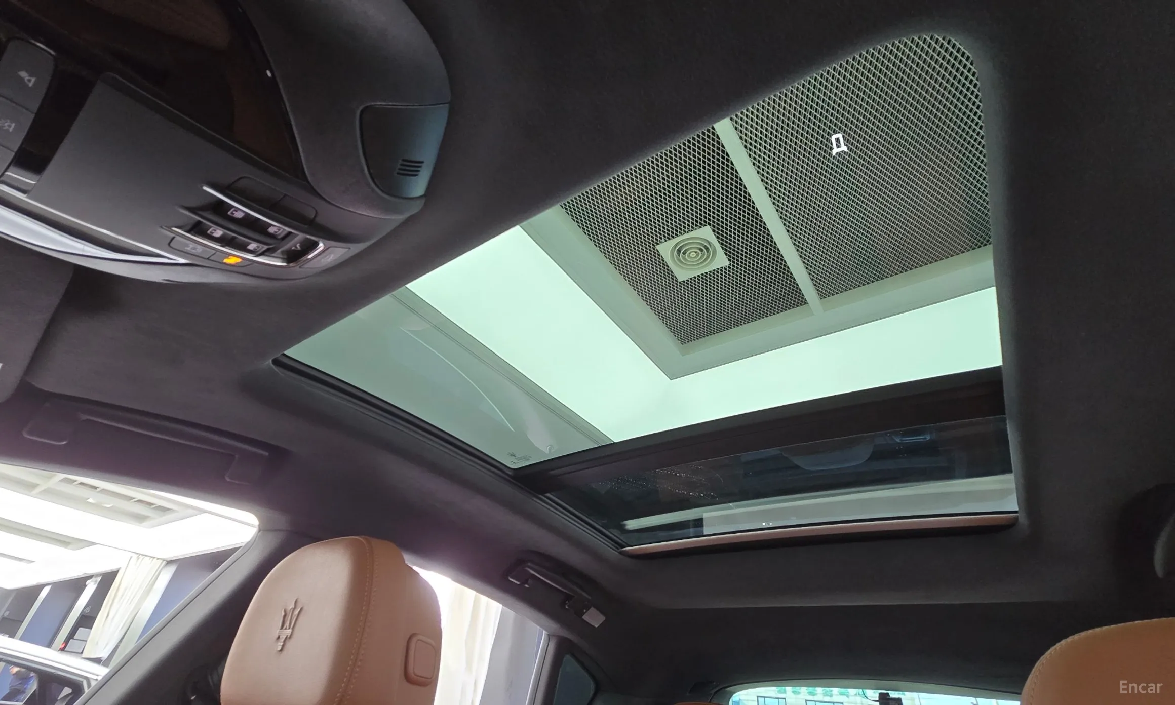 Maserati Levante превью 18
