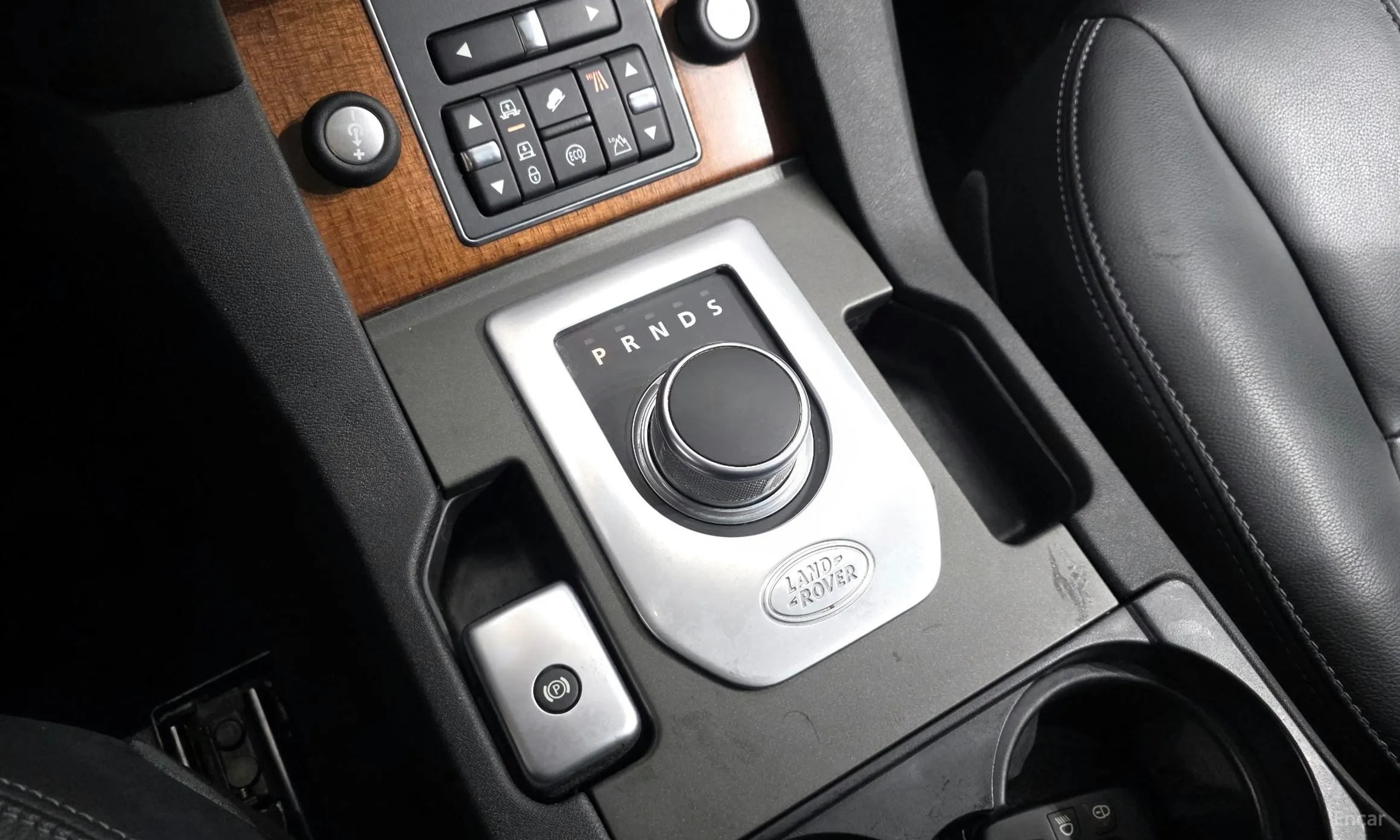 Land Rover Discovery 4 превью 9