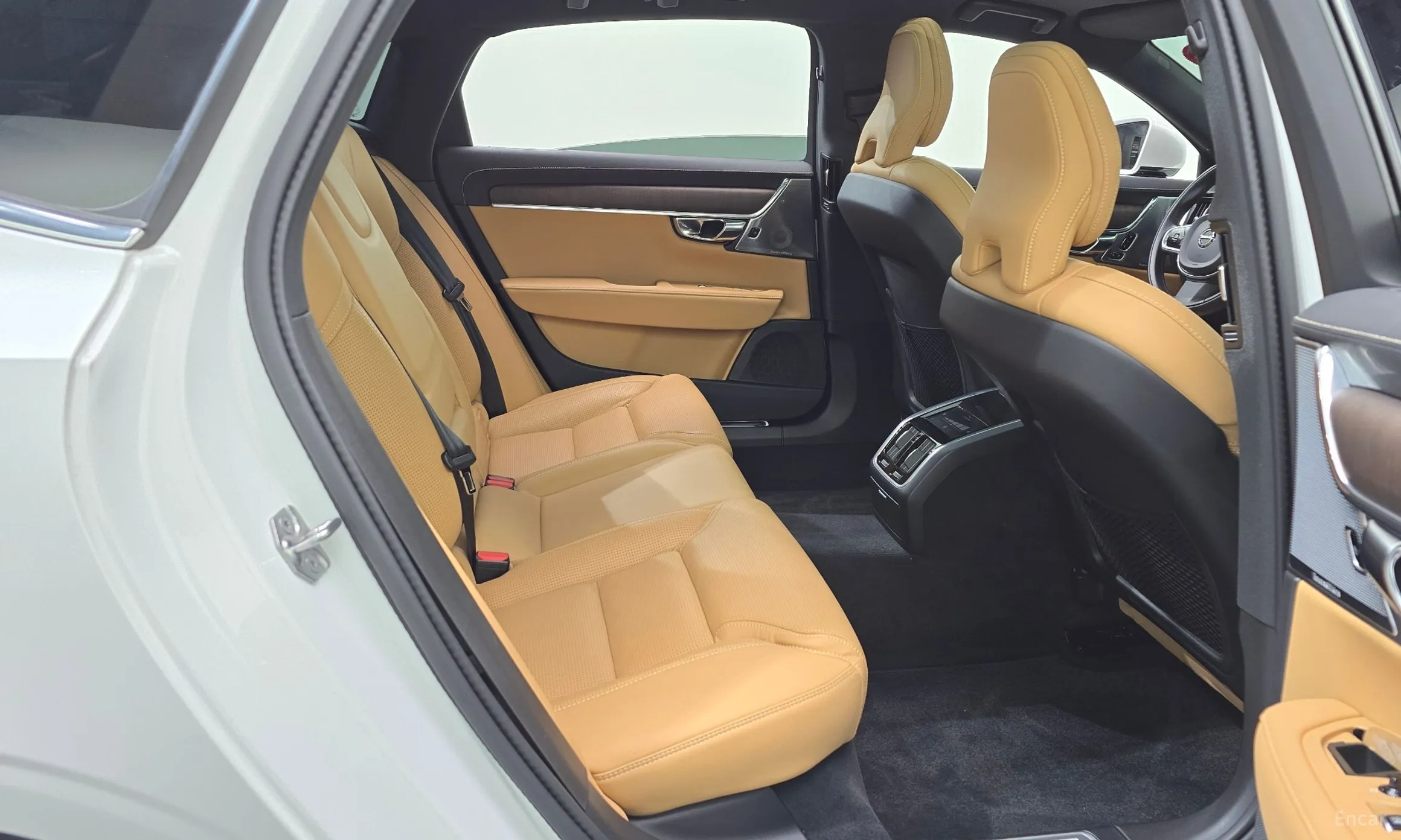 Volvo S90 превью 12