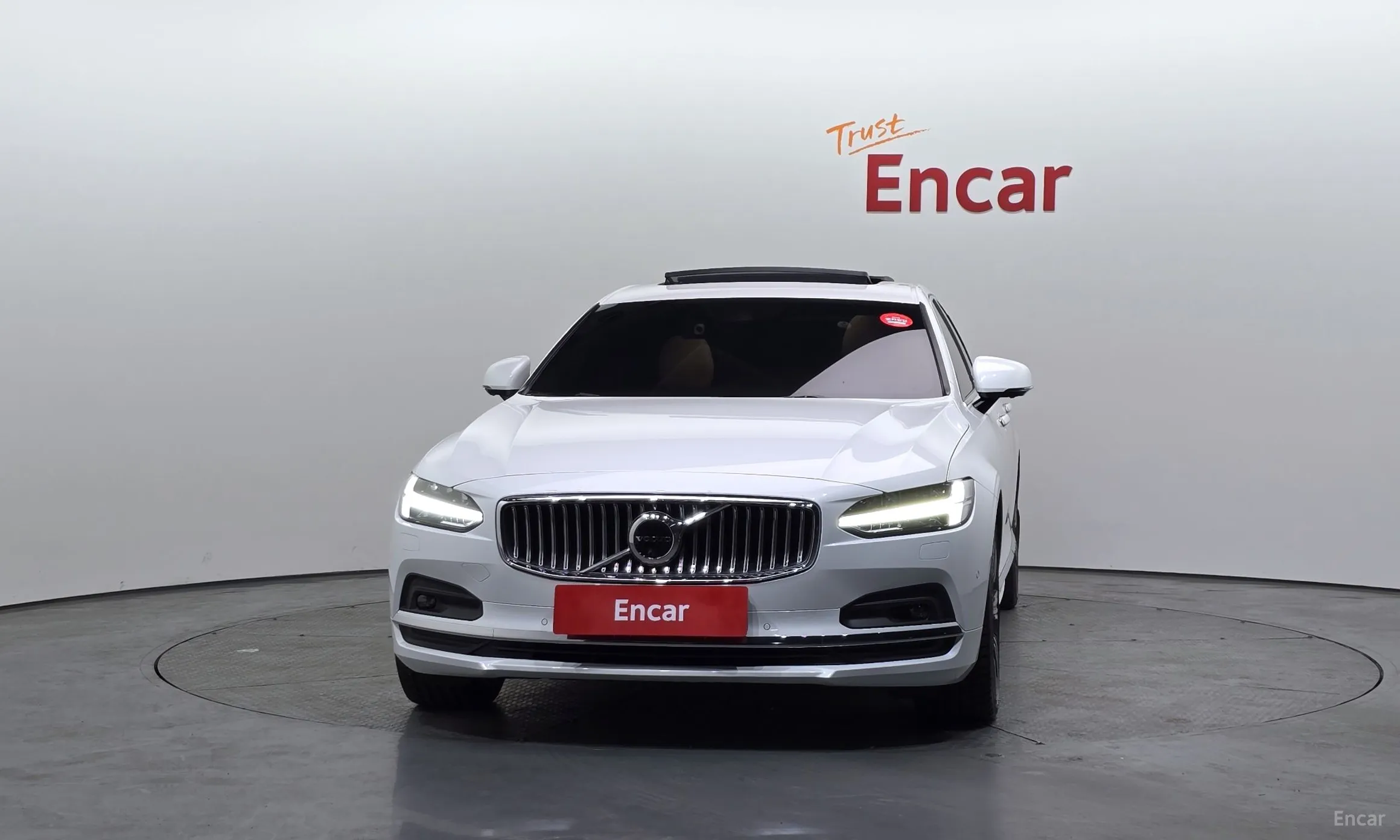 Volvo S90 превью 3