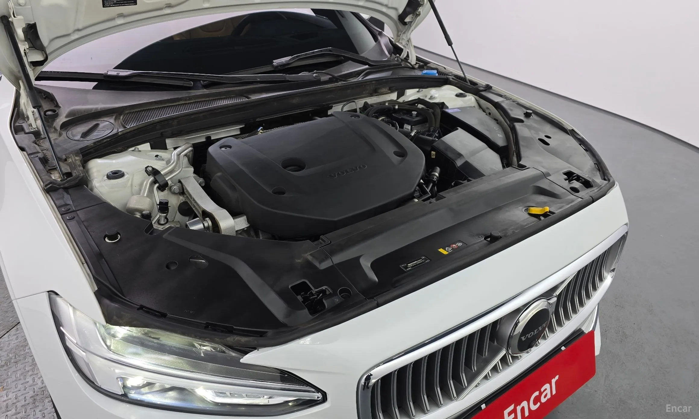 Volvo S90 превью 6