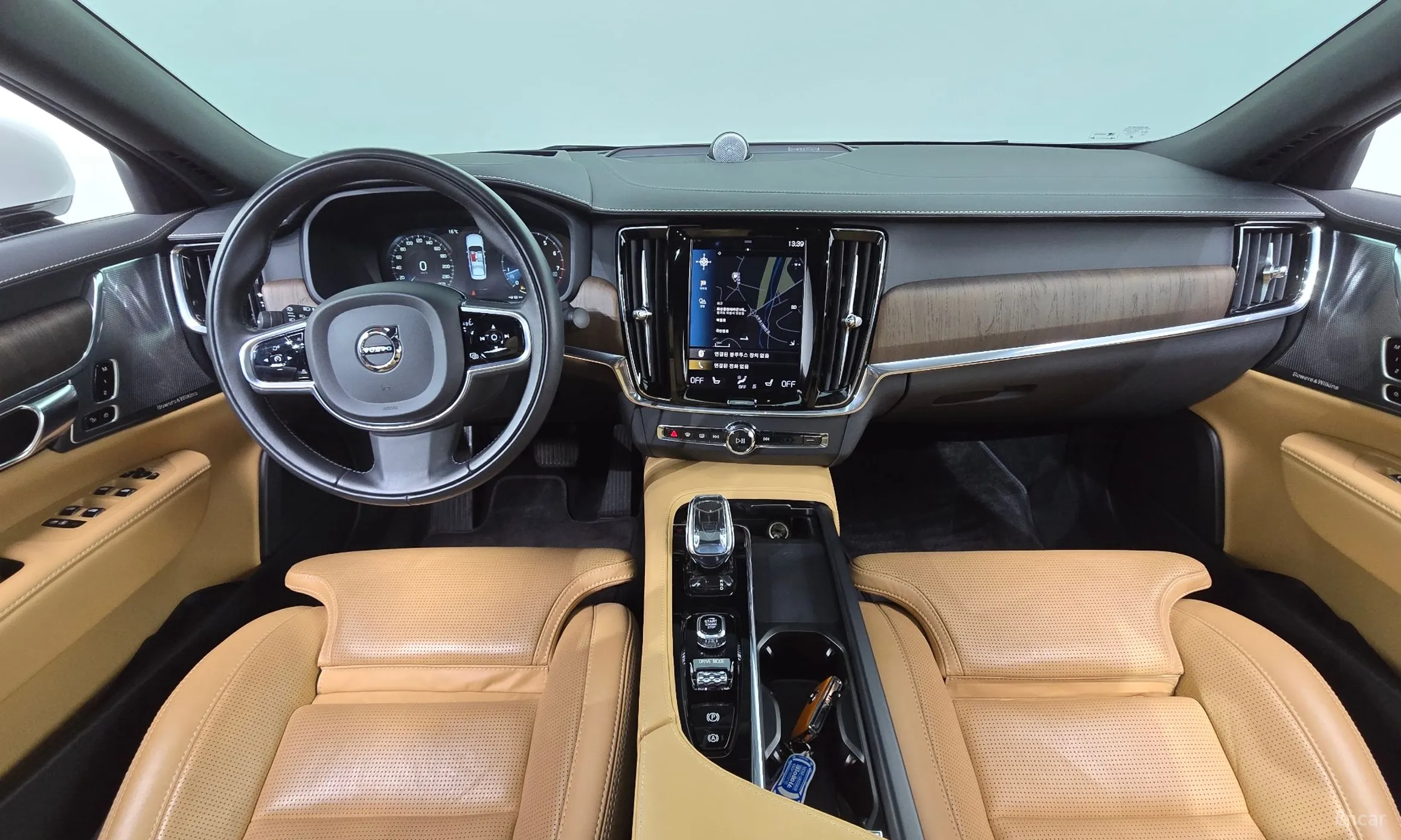 Volvo S90 превью 7