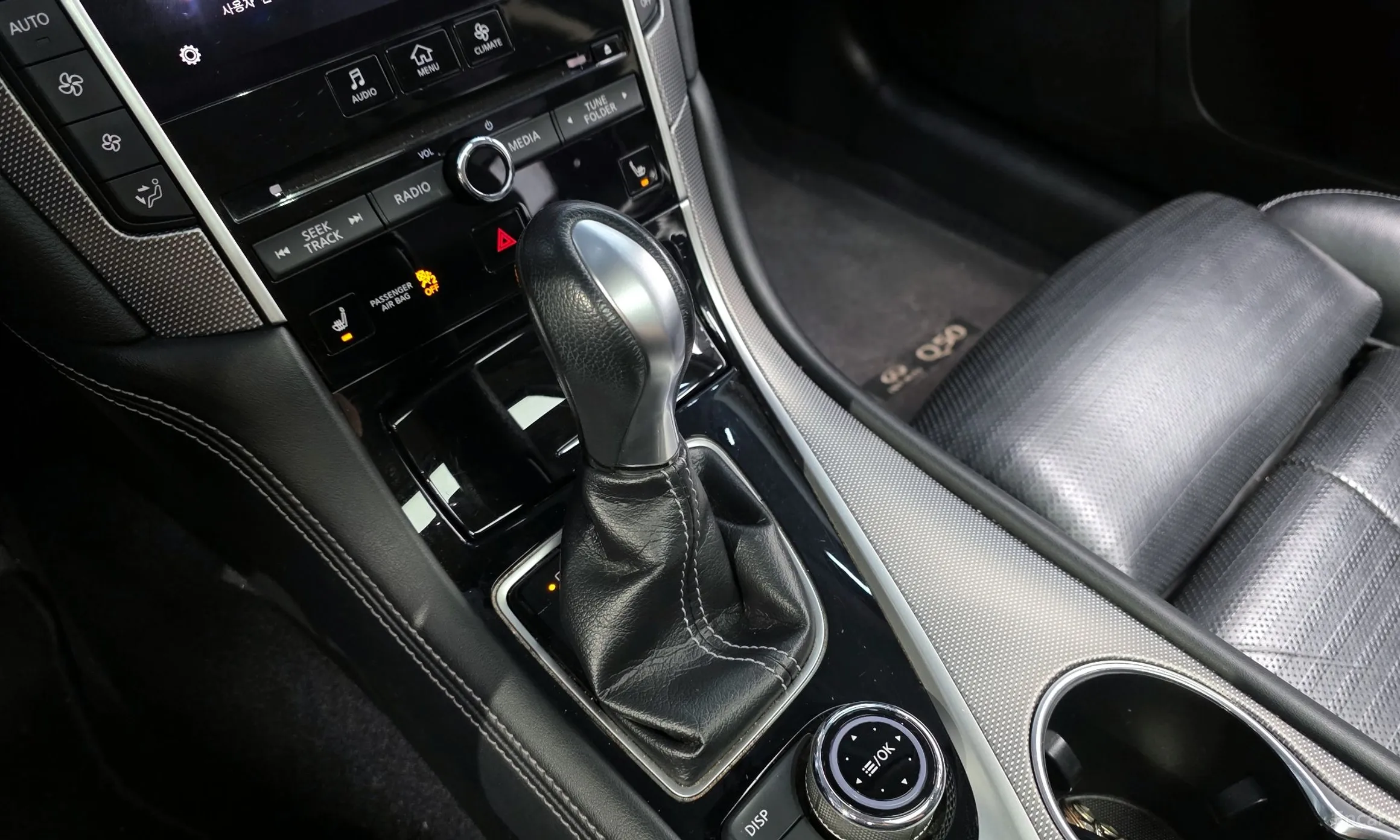 Infiniti Q50 превью 9