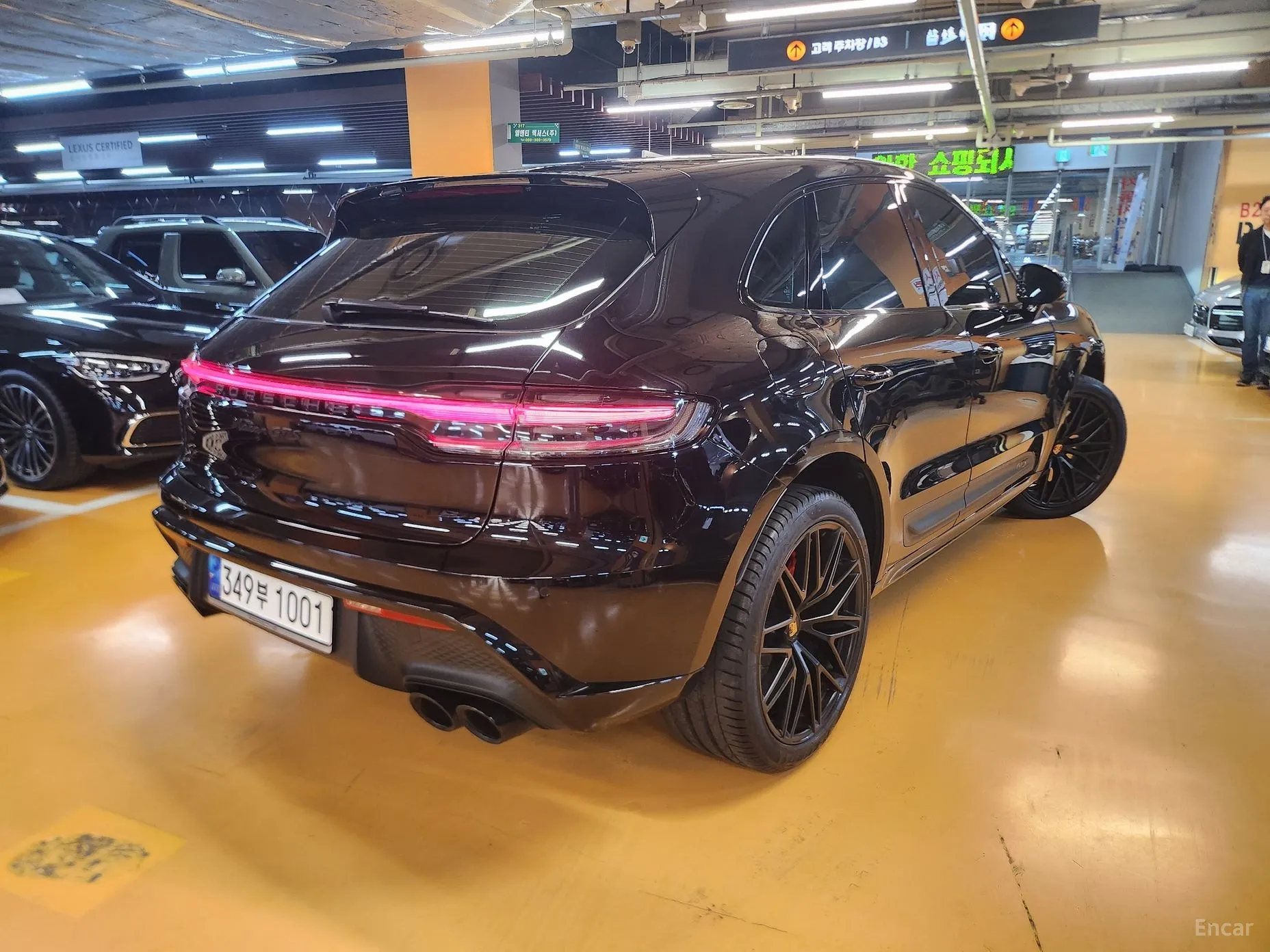 Porsche Macan превью 4