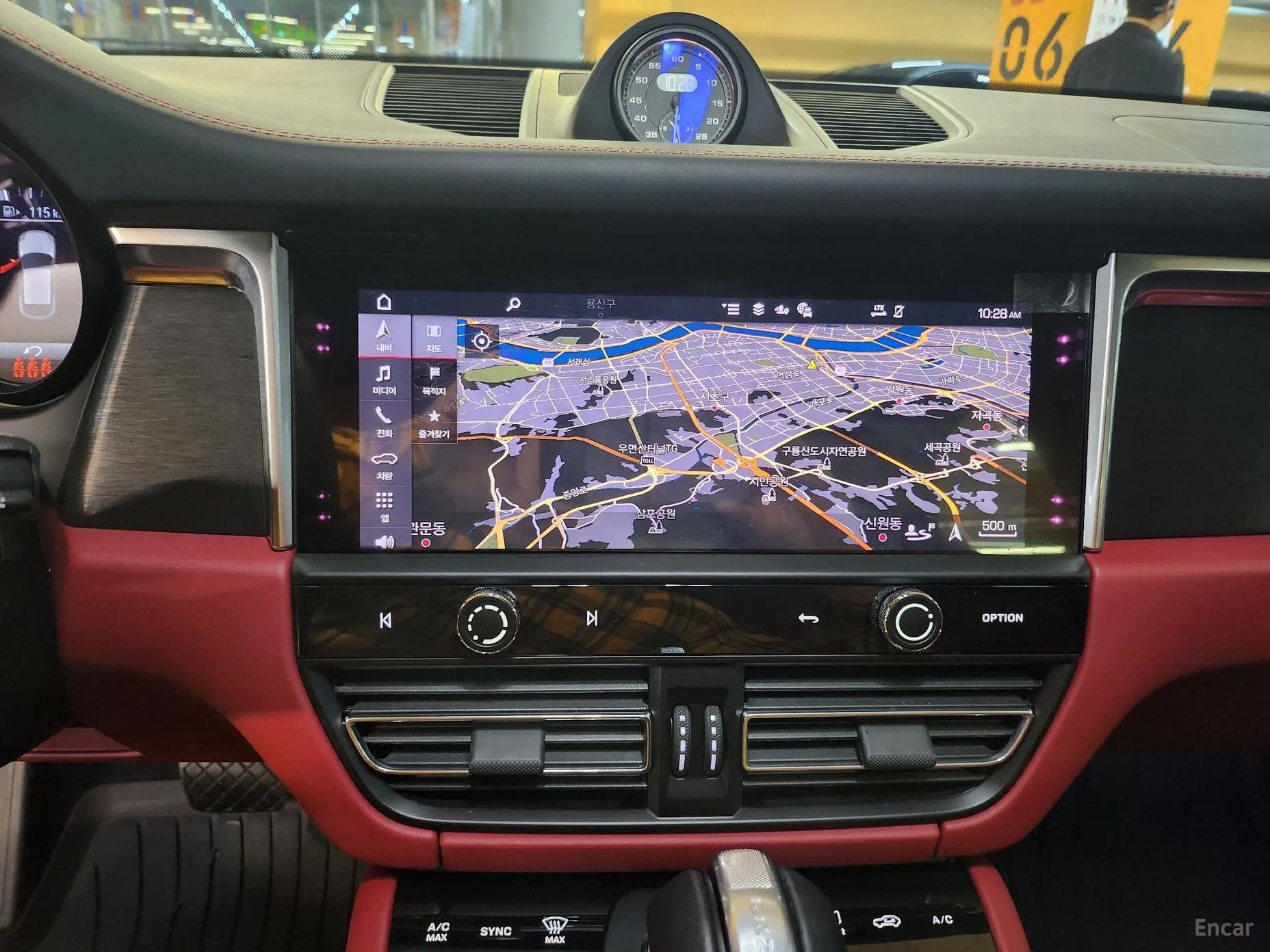 Porsche Macan превью 8