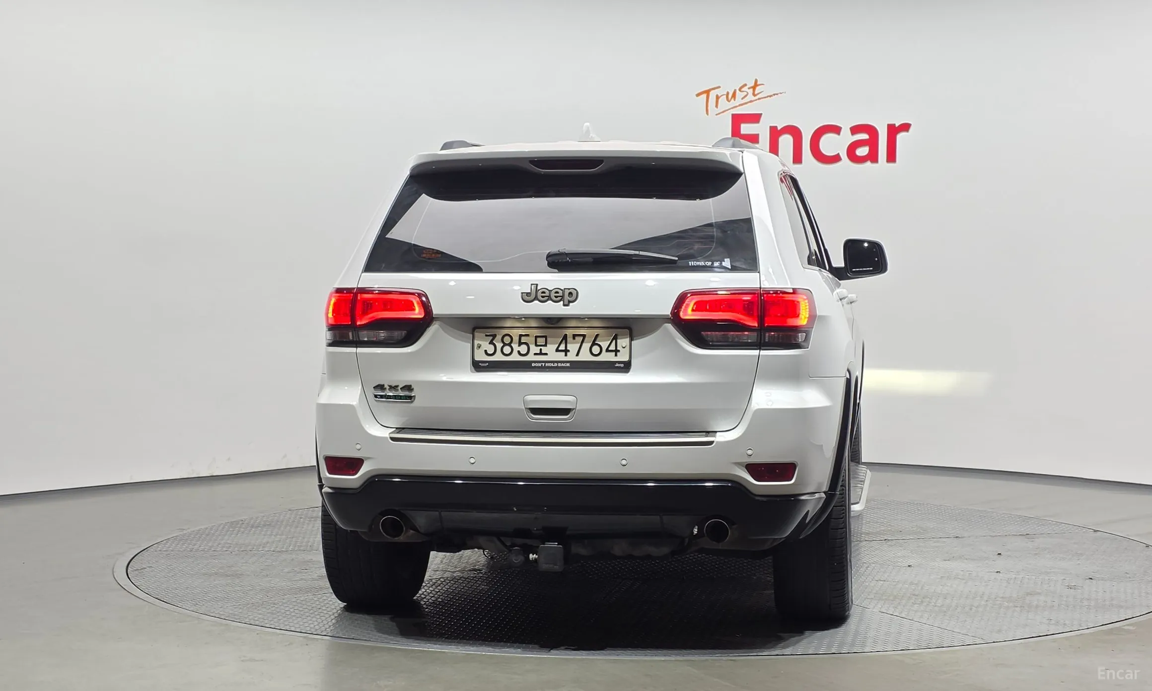 Jeep Grand Cherokee превью 4