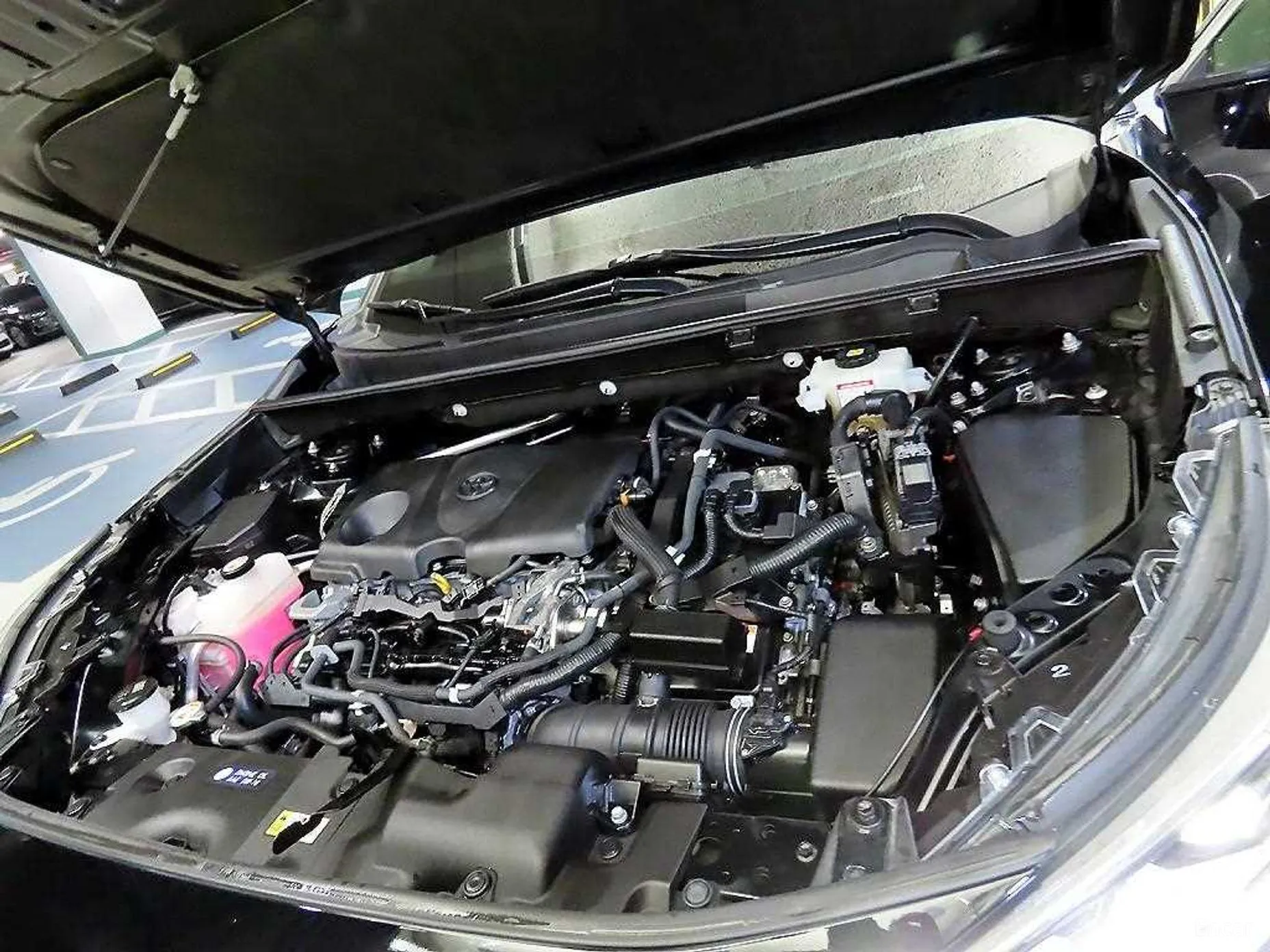 Toyota RAV4 5th Generation превью 6
