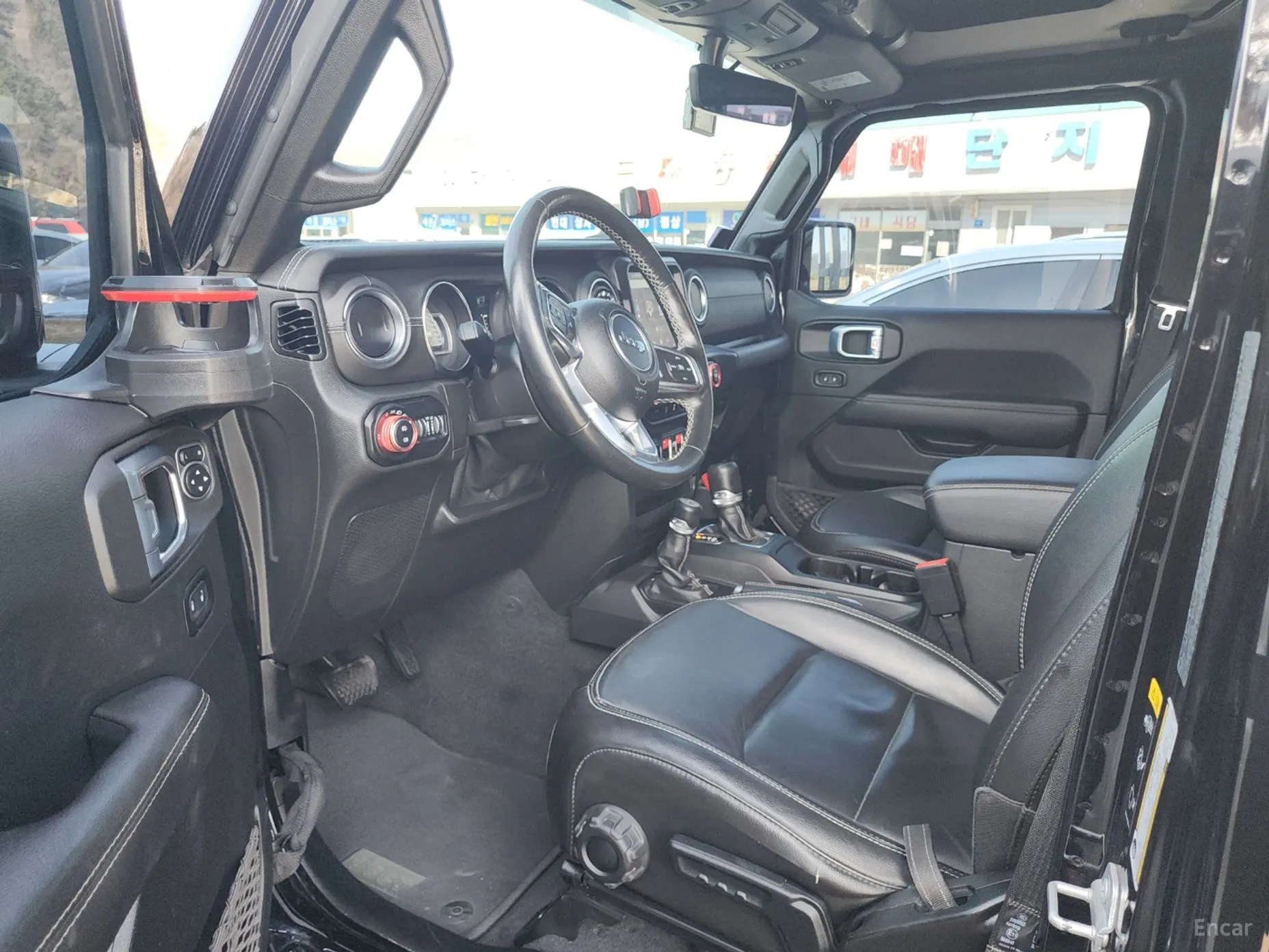 Jeep Wrangler (JL) превью 13