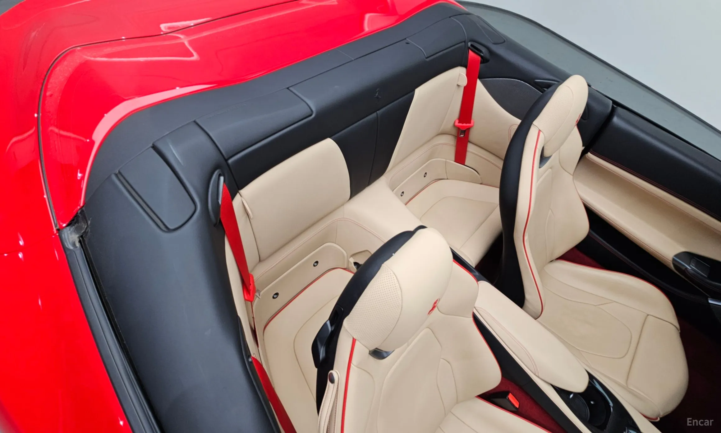 Ferrari Portofino превью 12