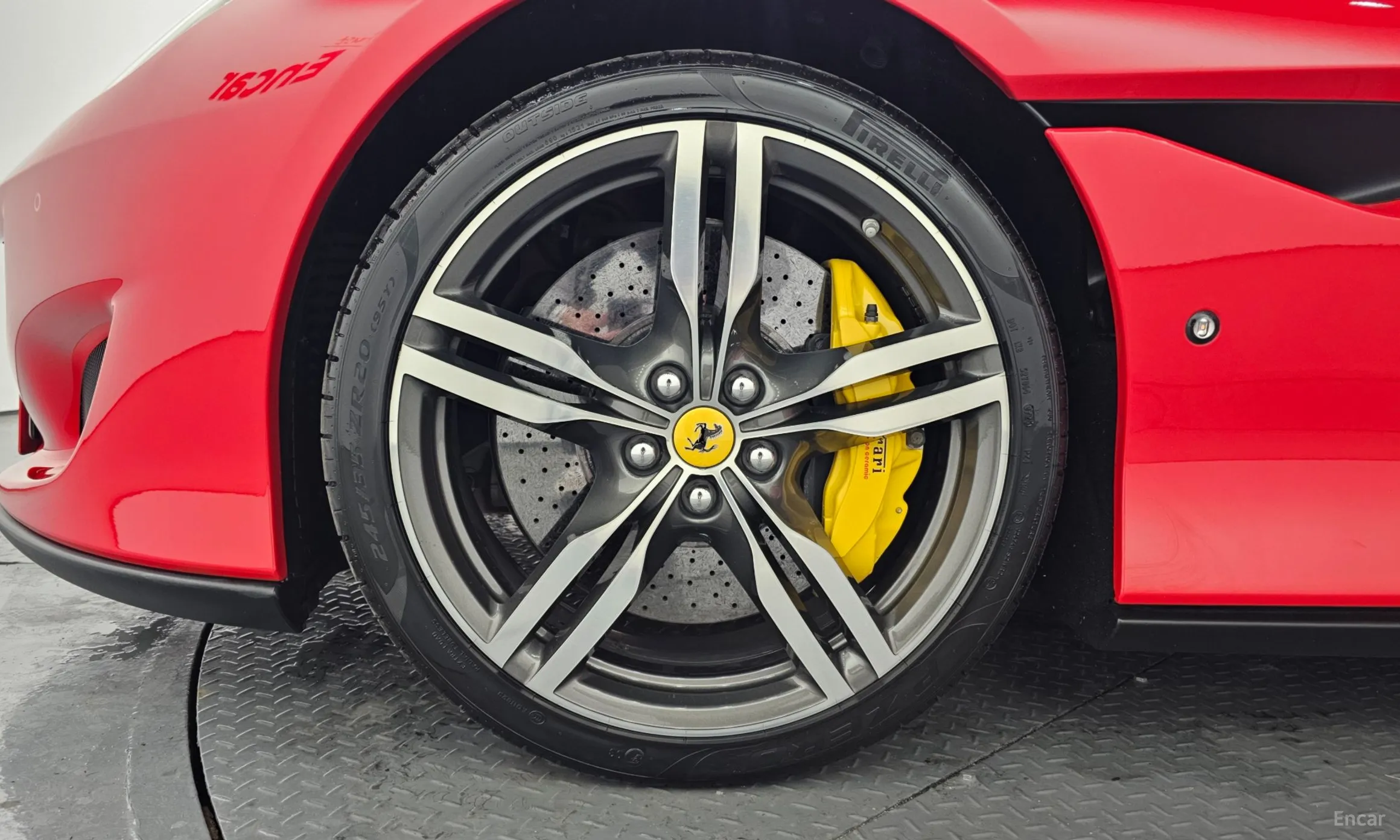 Ferrari Portofino превью 5