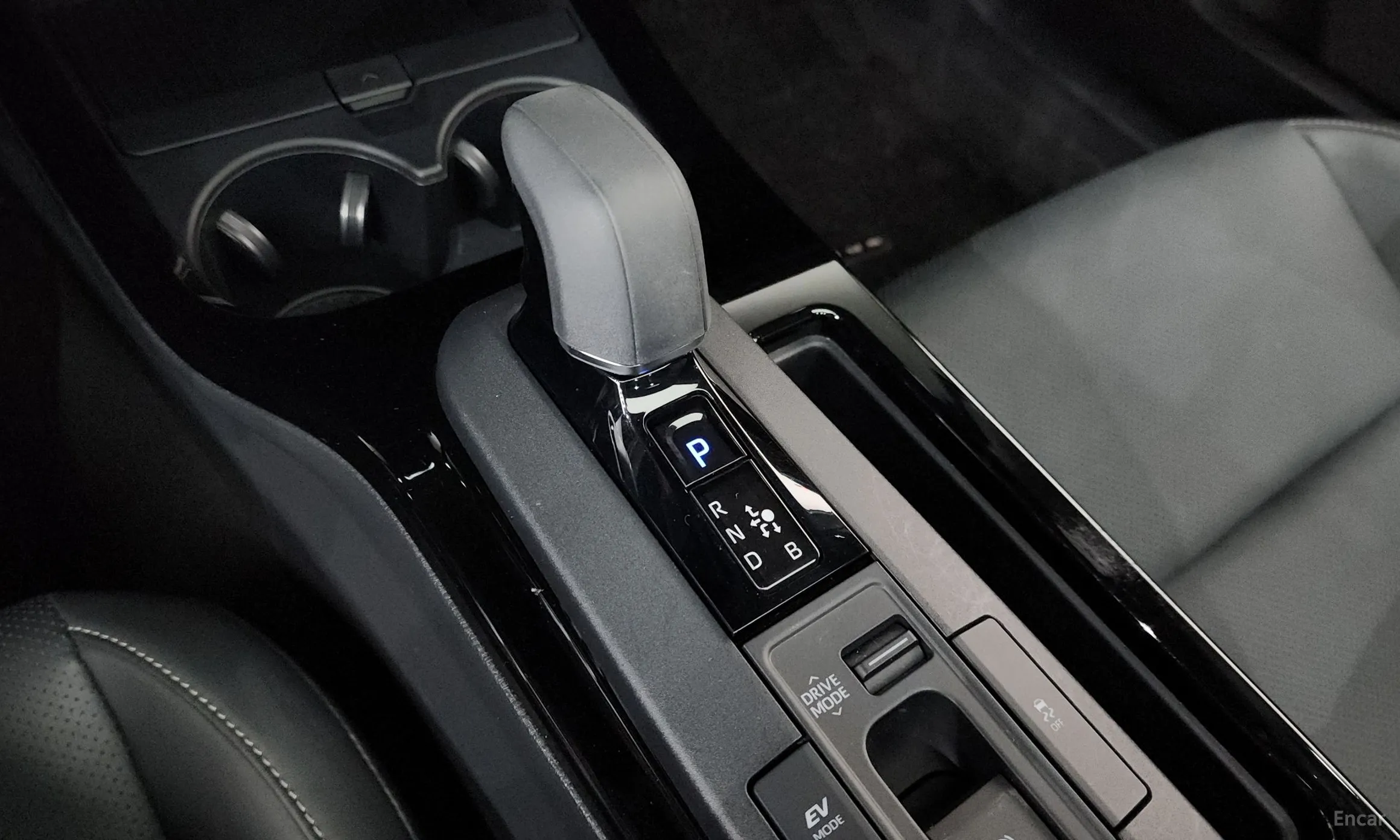 Toyota Prius 5th Generation превью 9