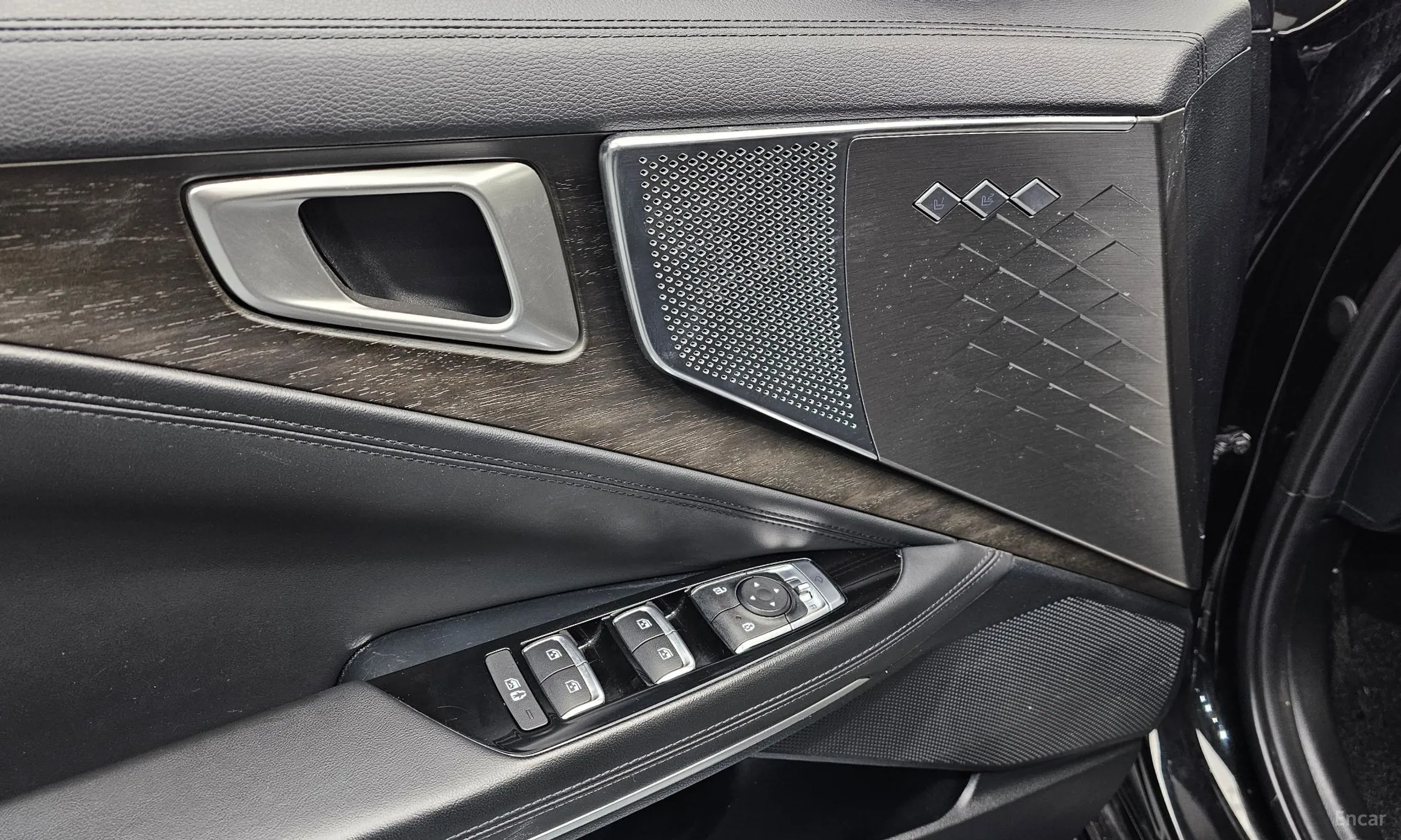 Kia K8 превью 17