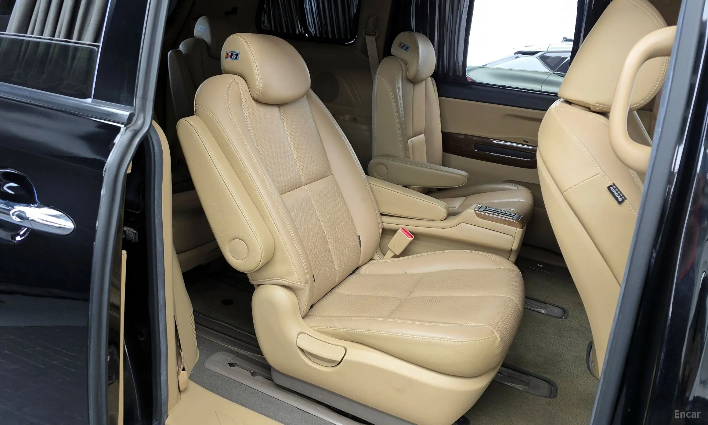 Kia Carnival превью 12