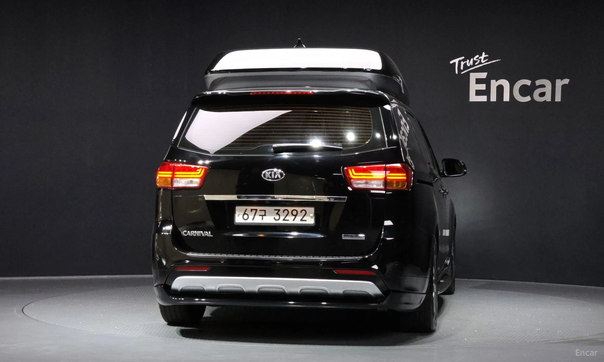 Kia Carnival превью 4